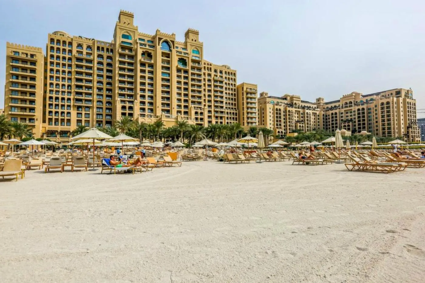 Property building in South & North Residence Palm Jumeirah