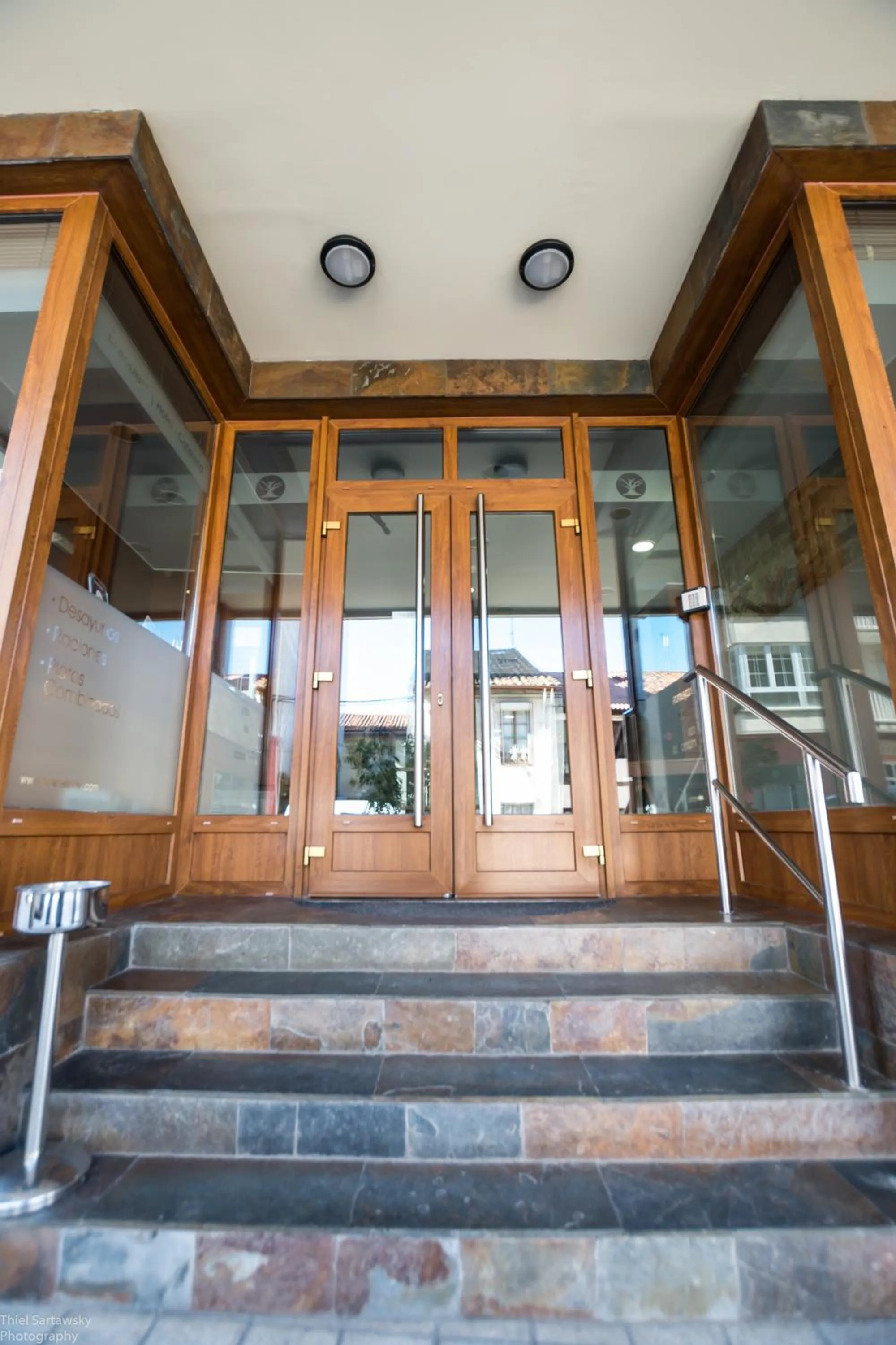 Facade/entrance in Hotel El Roble