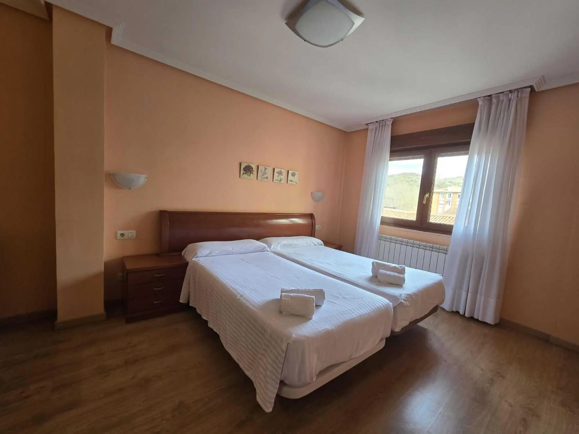 Bed in HOTEL EL ROBLE PALENTINO