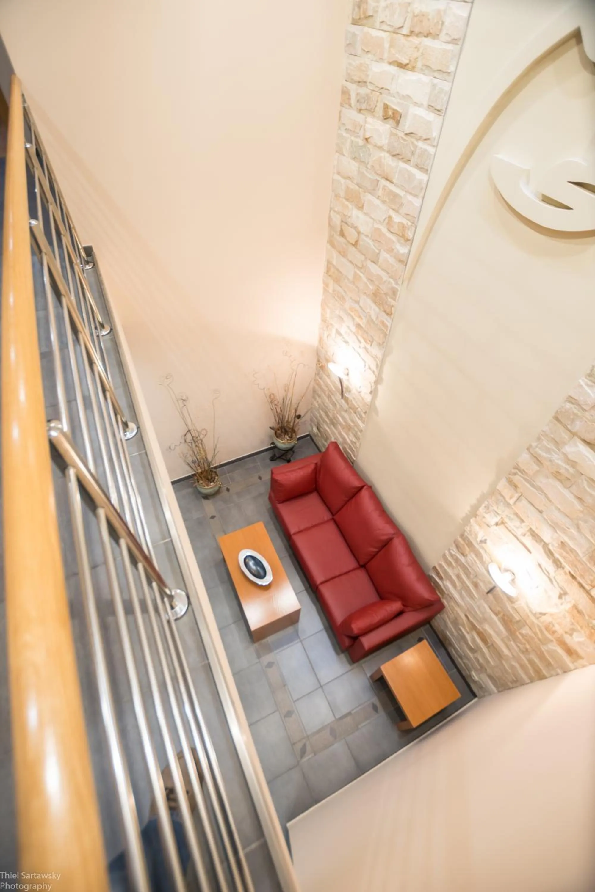 Seating area in Hotel El Roble