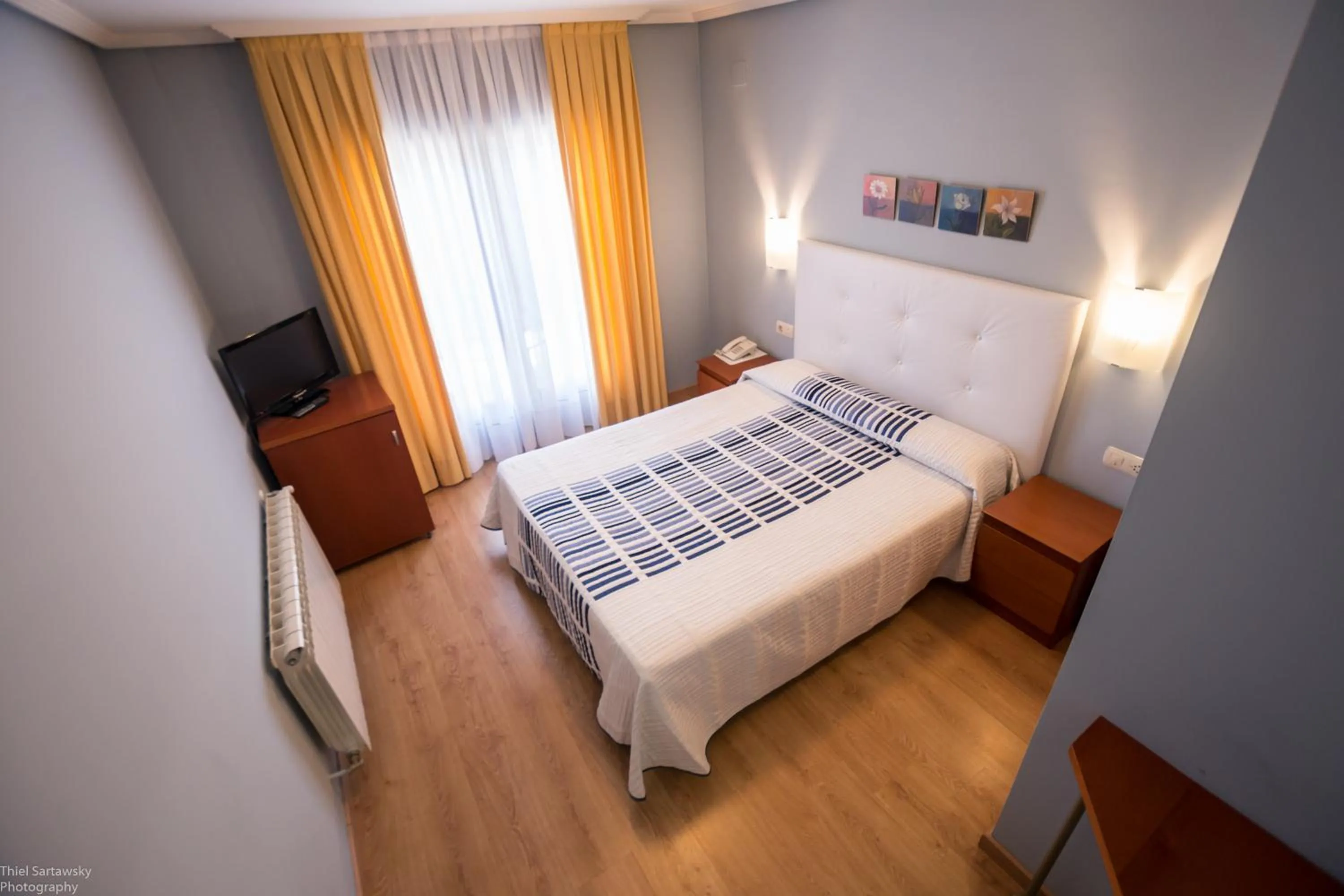 Bedroom, Bed in Hotel El Roble