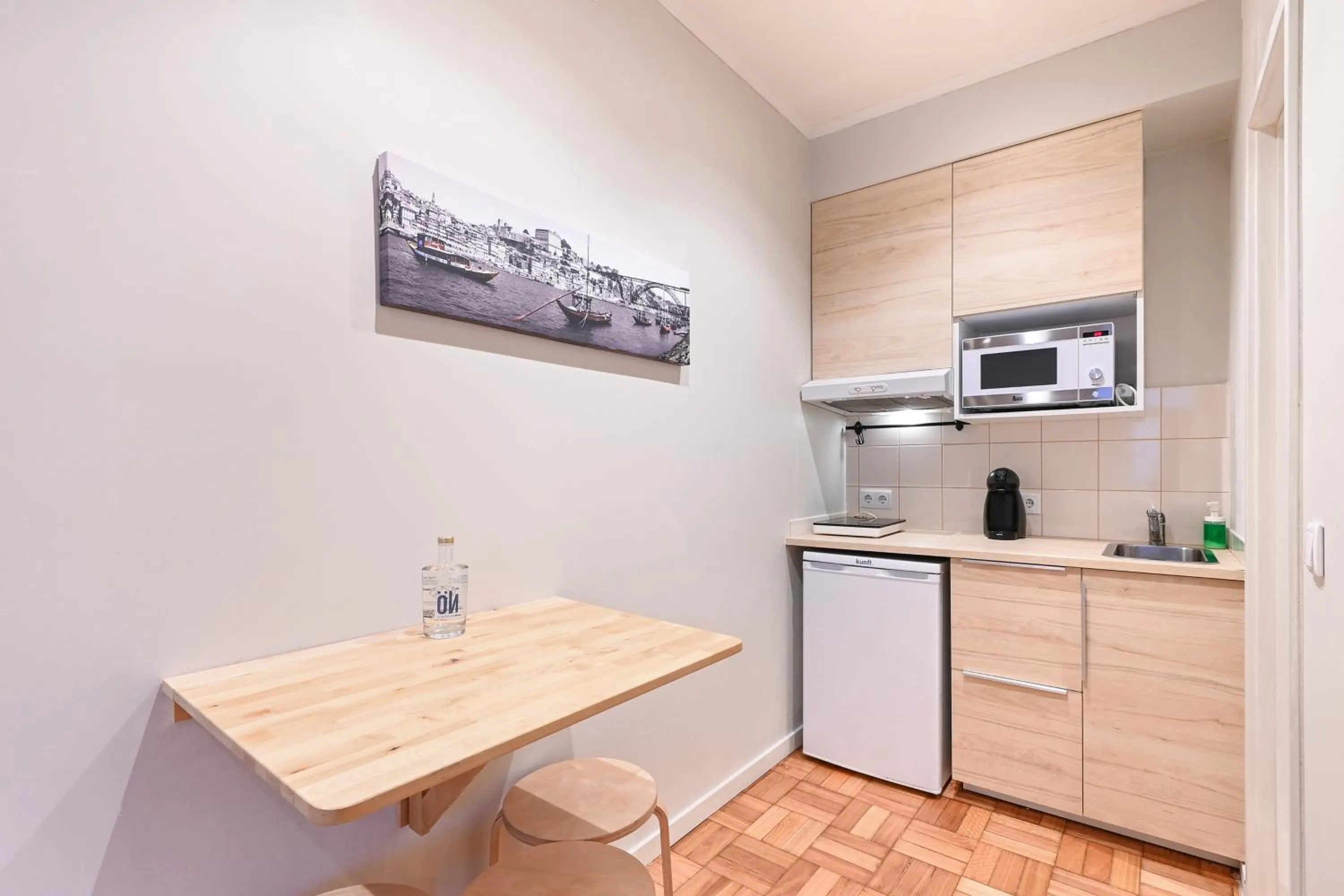 Kitchen or kitchenette in FindMe InPorto Santa Catarina