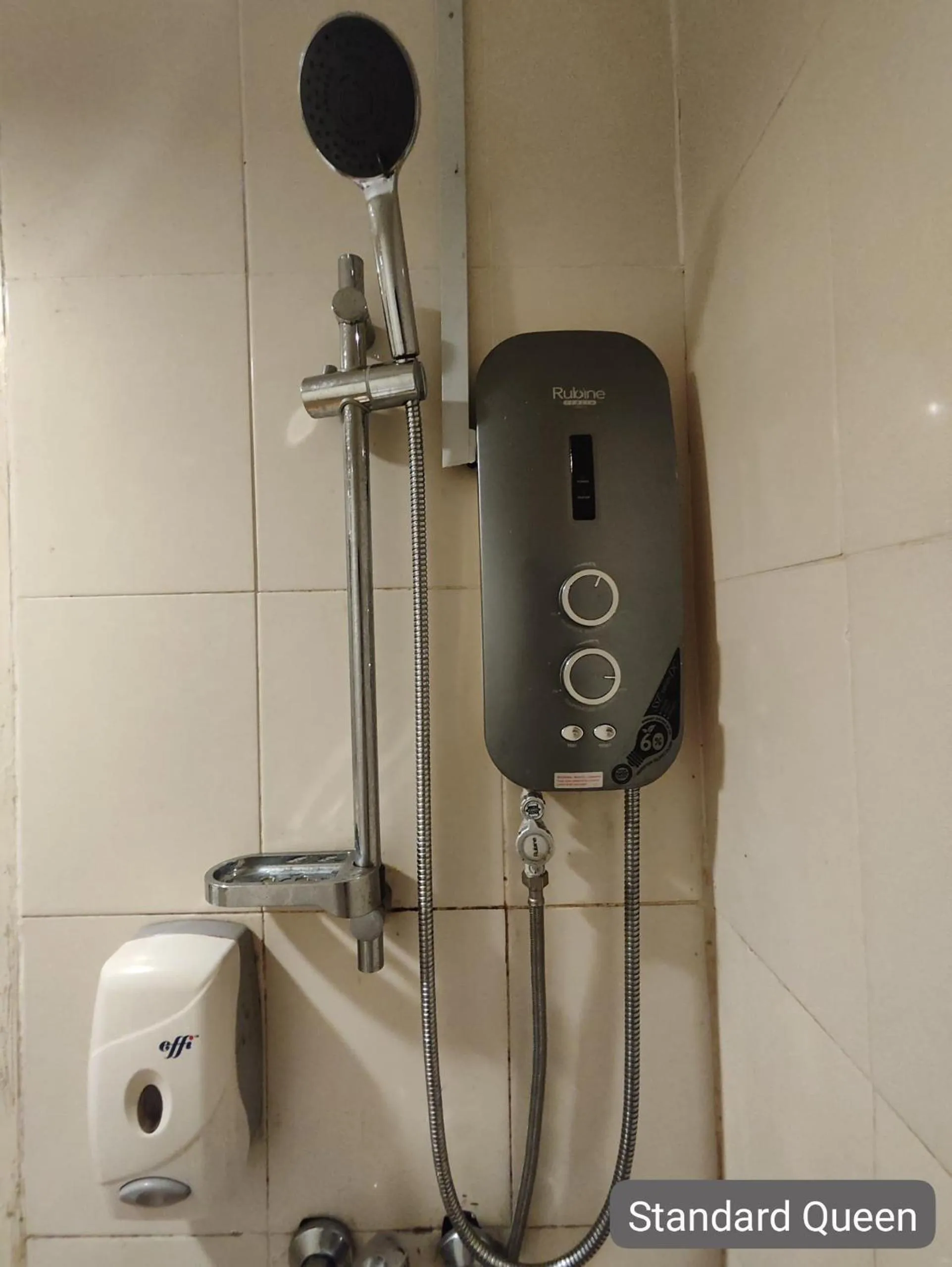 Shower in SCC Hotel City Centre