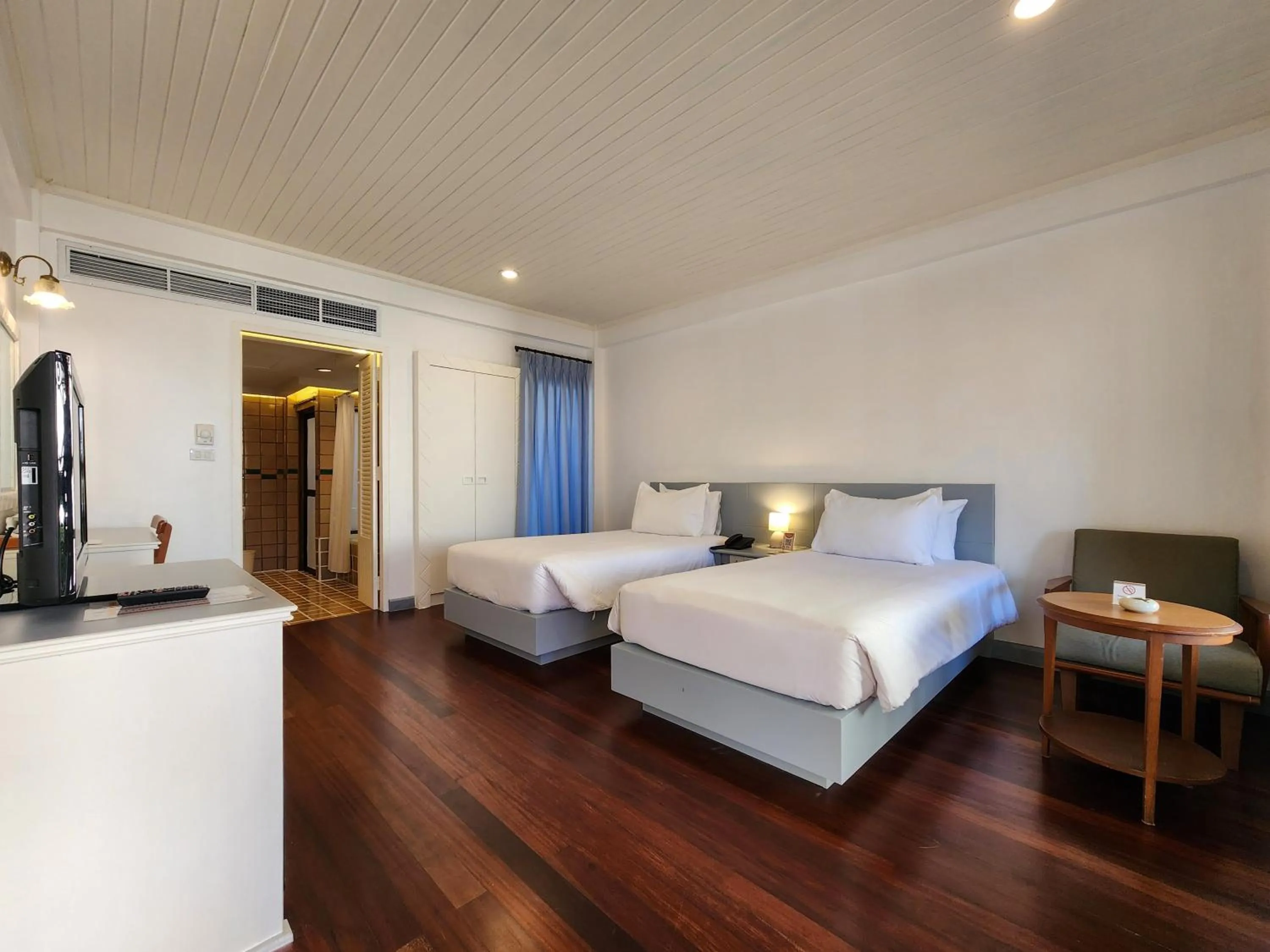 Bedroom, Bed in Garden Sea View Resort