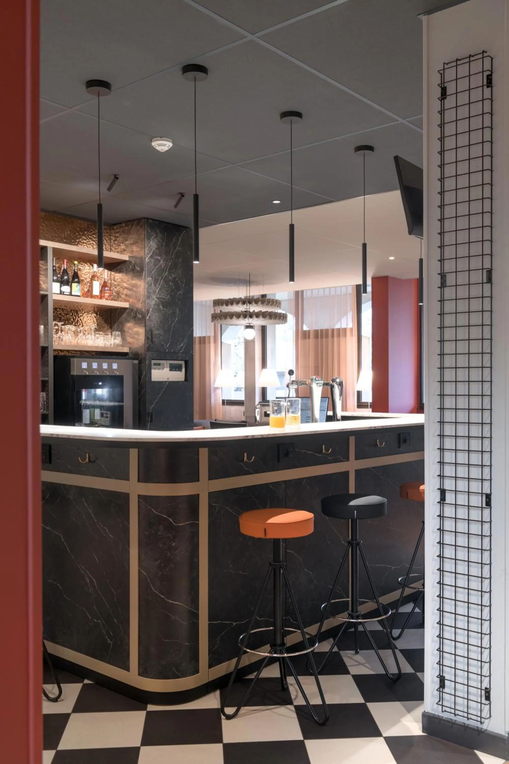 Lobby or reception in ibis Rueil-Malmaison Centre