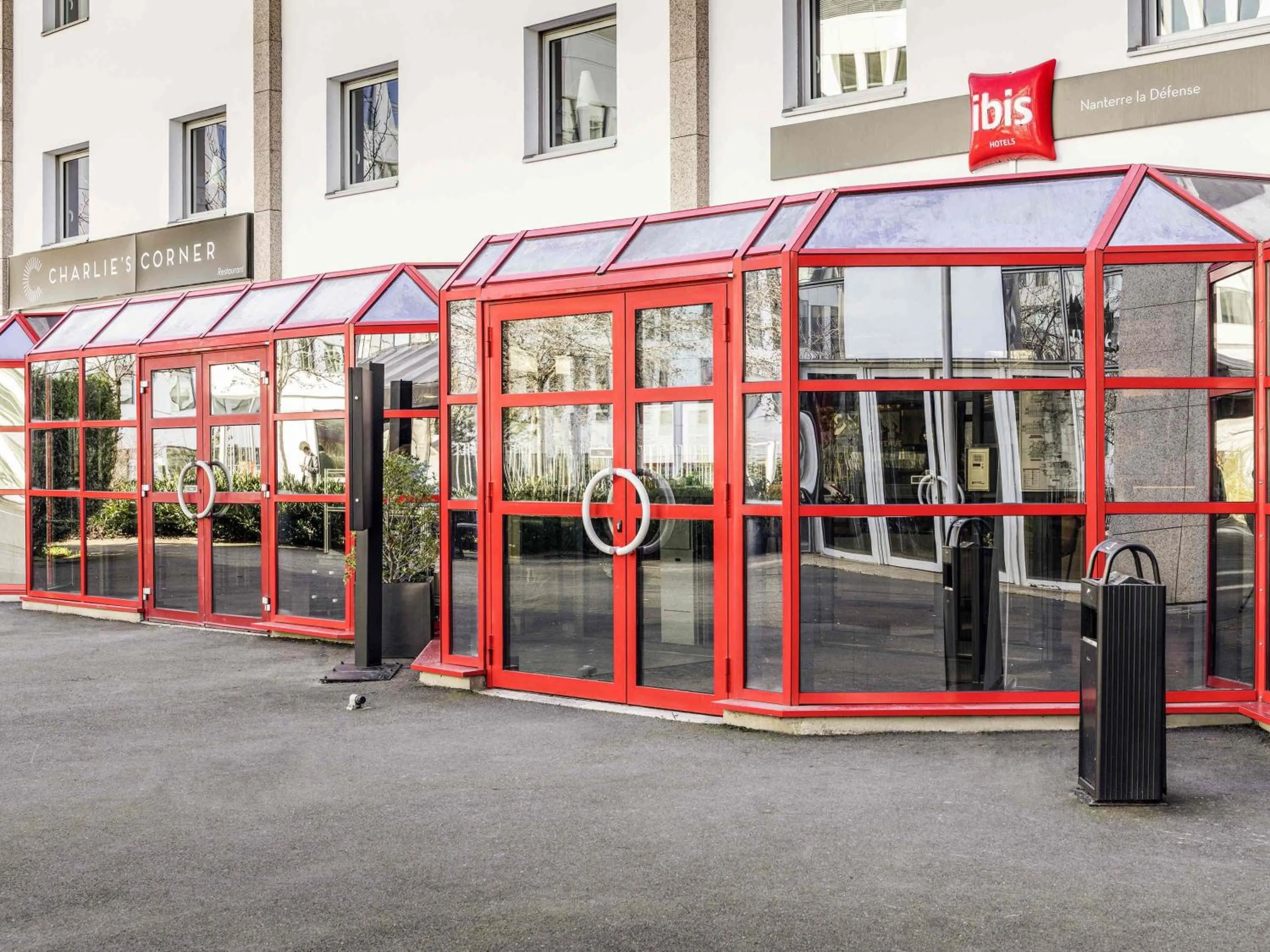 Other in ibis Nanterre La Défense