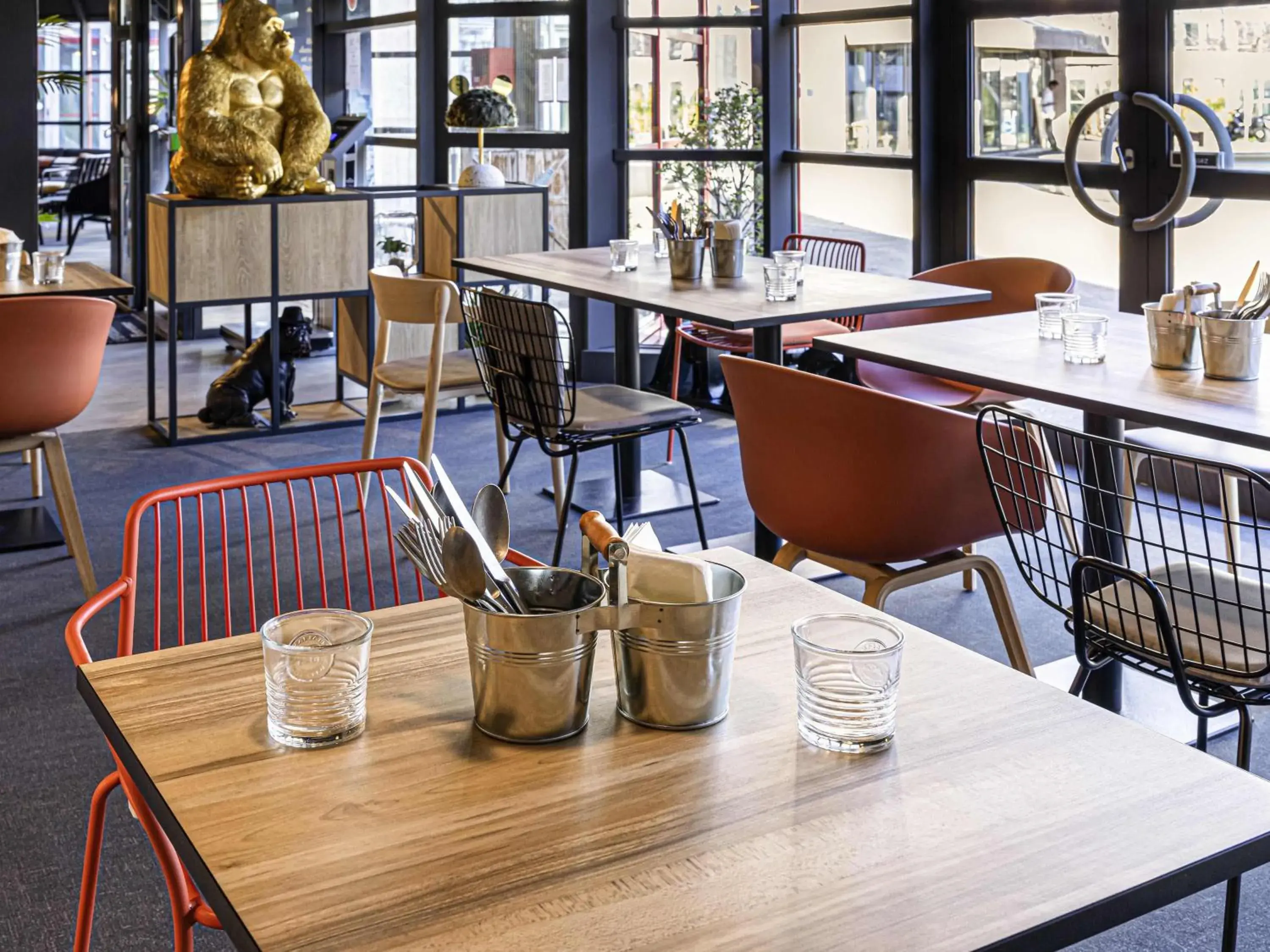 Restaurant/places to eat in ibis Nanterre La Défense Restaurant/places to eat in ibis Nanterre La Défense