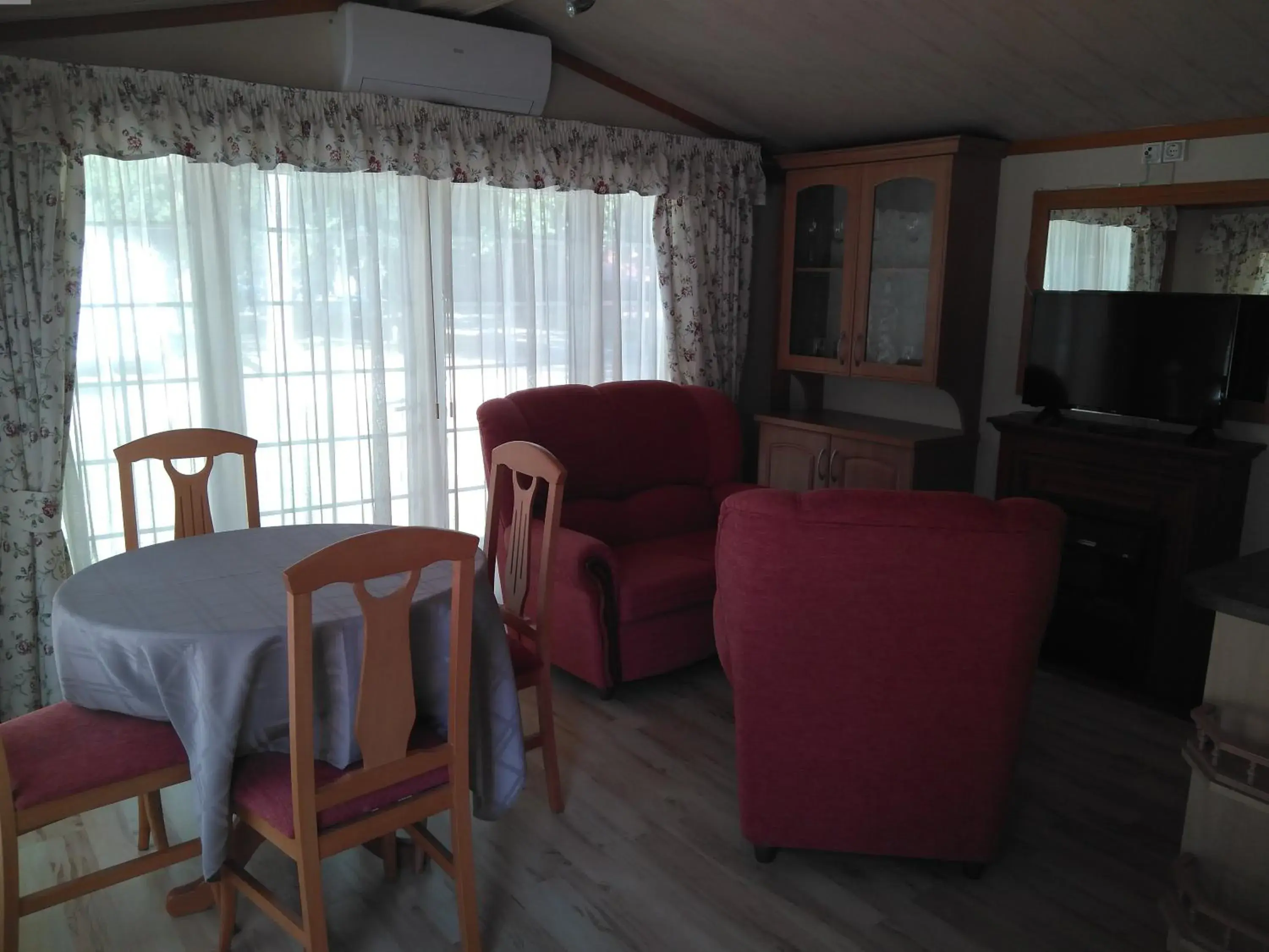 Camping Fuentes Blancas Camping Fuentes Blancas