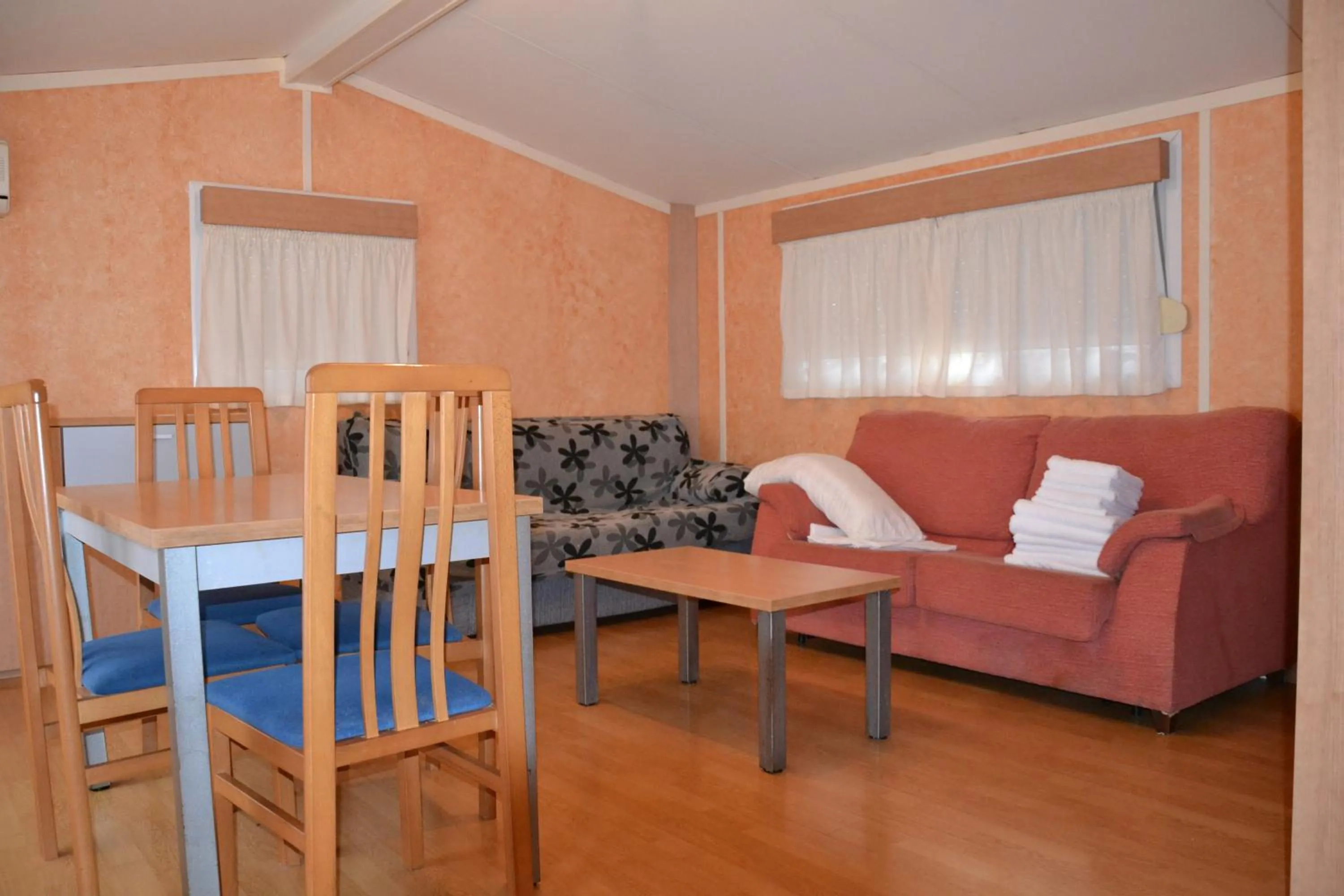 Seating area in Camping Fuentes Blancas