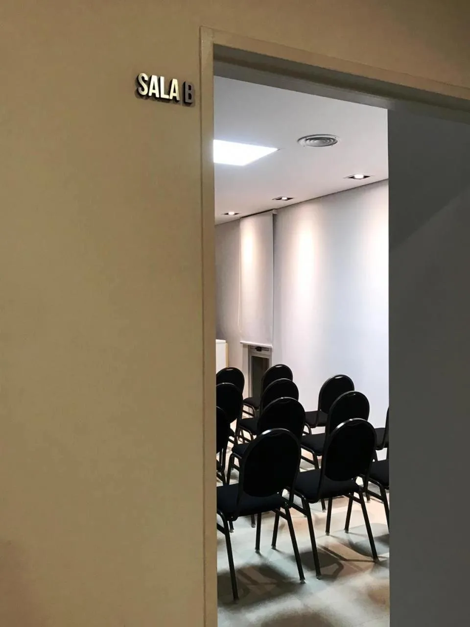 Meeting/conference room in RENTAL SUITES CAMPANA