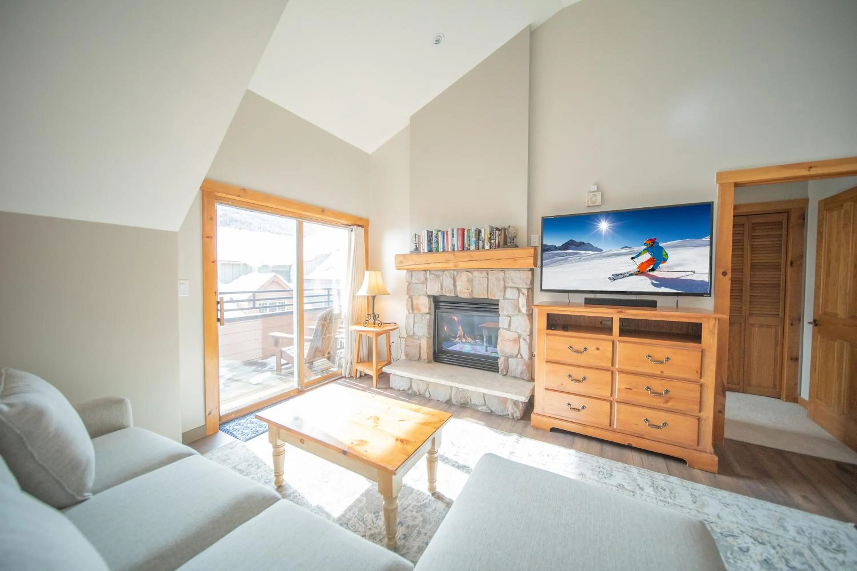 Buffalo Lodge 8412 by SummitCove Lodging