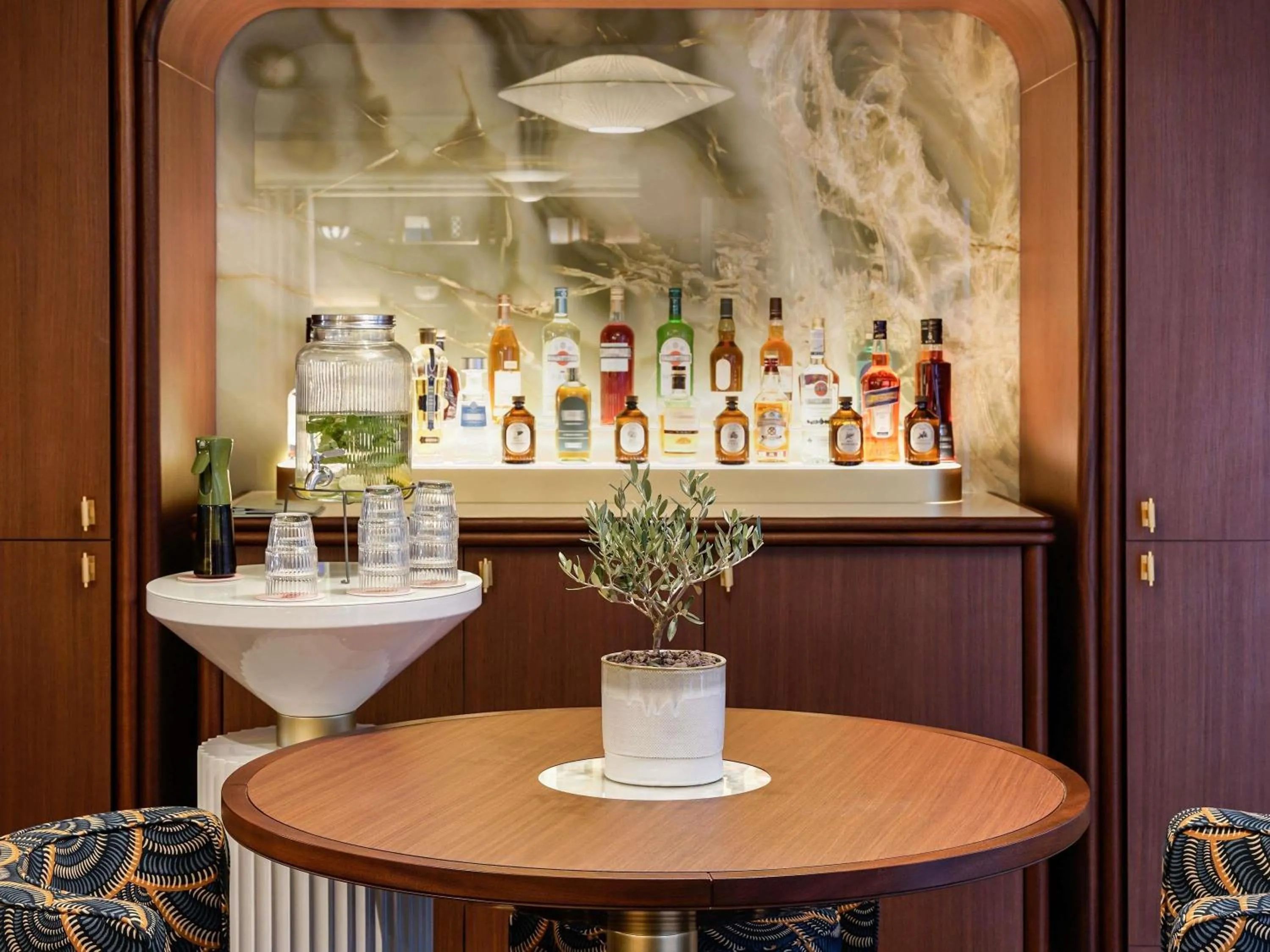 Lounge or bar in Hotel Faubourg Galant Paris - Handwritten Collection