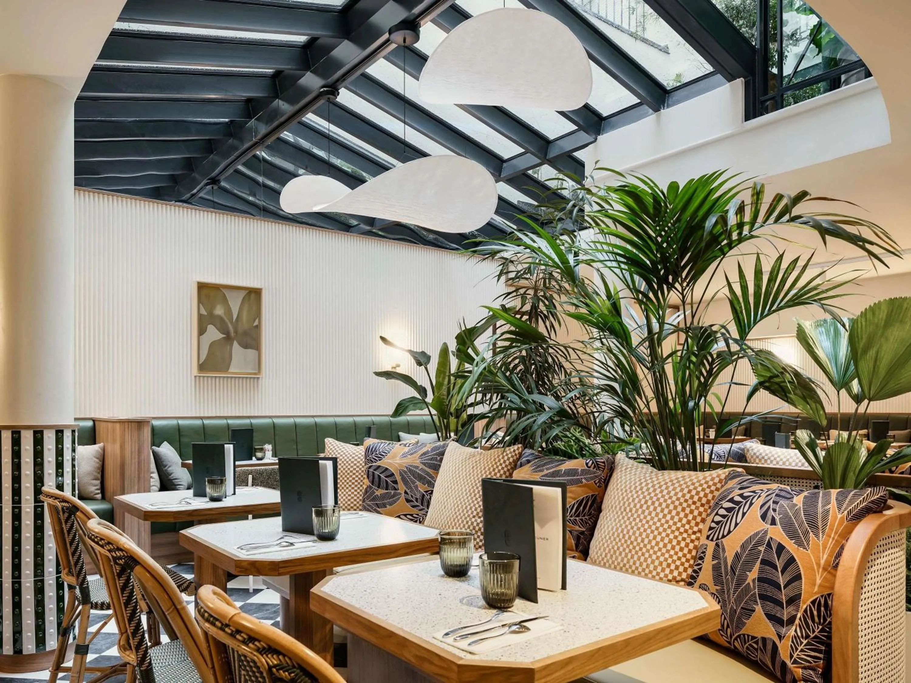 Breakfast in Hotel Faubourg Galant Paris - Handwritten Collection