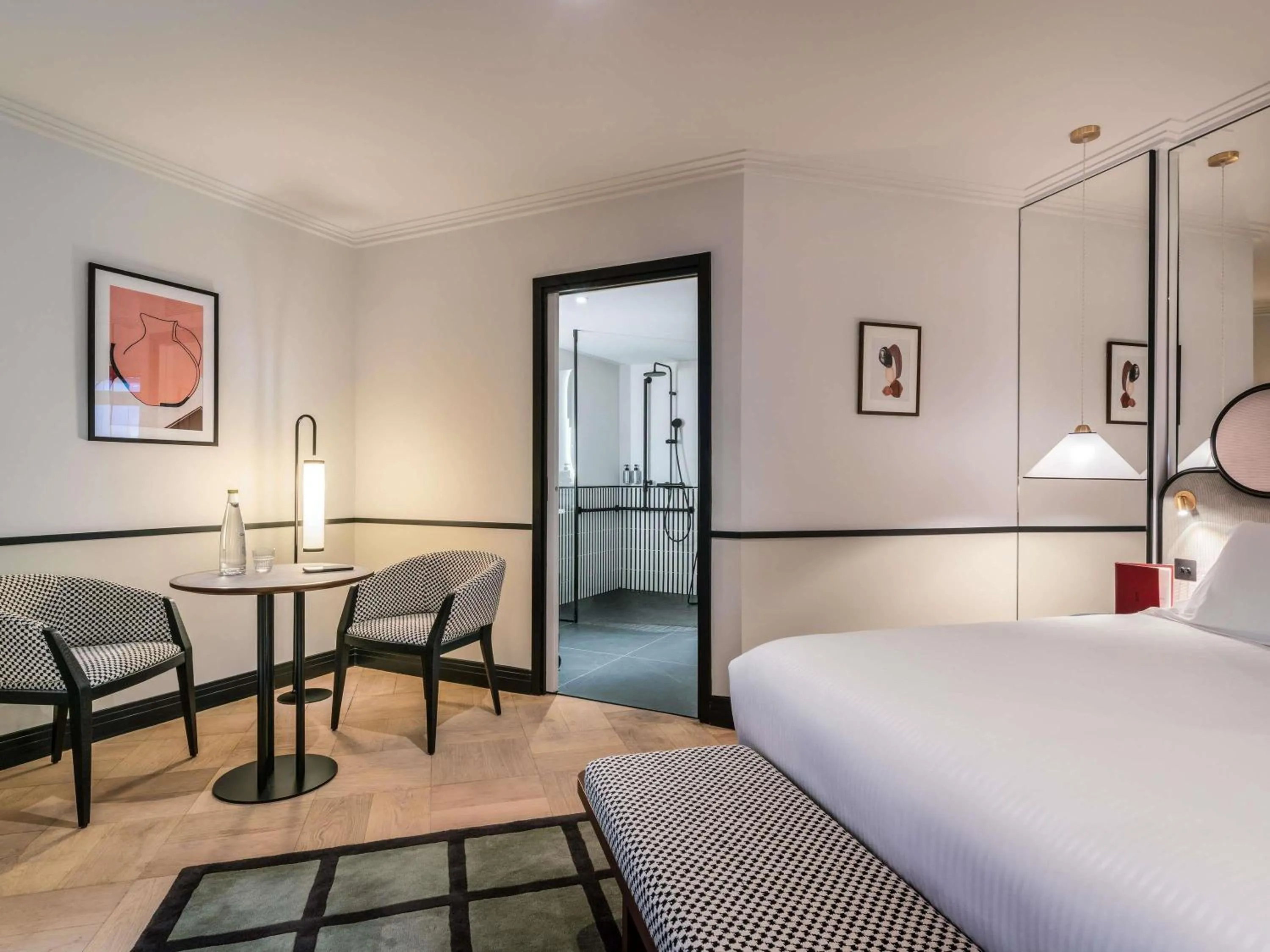 Bedroom, Bed in Hotel Faubourg Galant Paris - Handwritten Collection