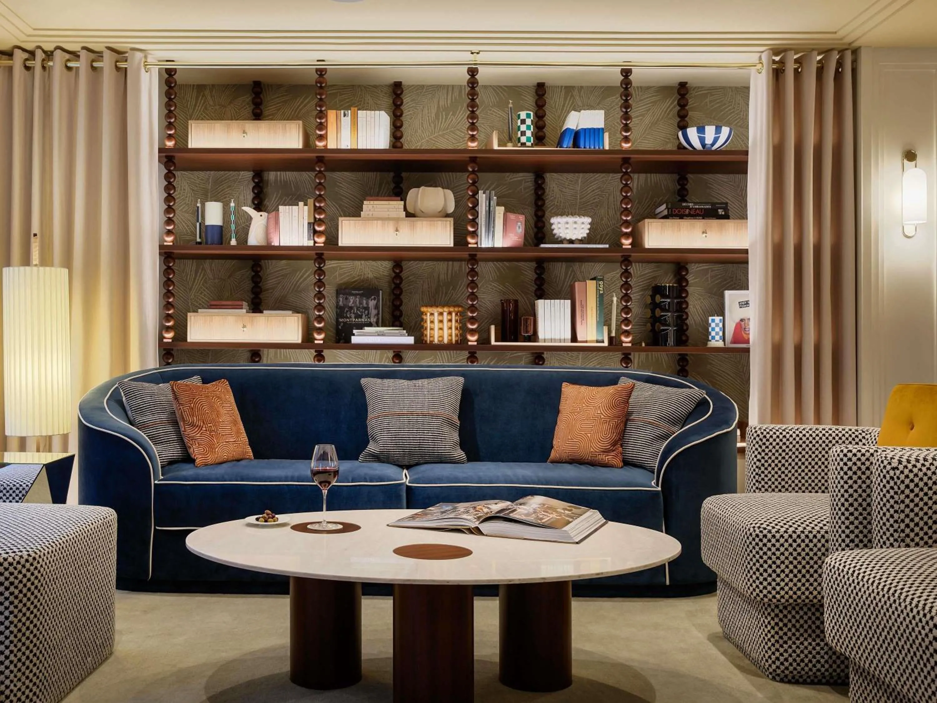 Lounge or bar in Hotel Faubourg Galant Paris - Handwritten Collection