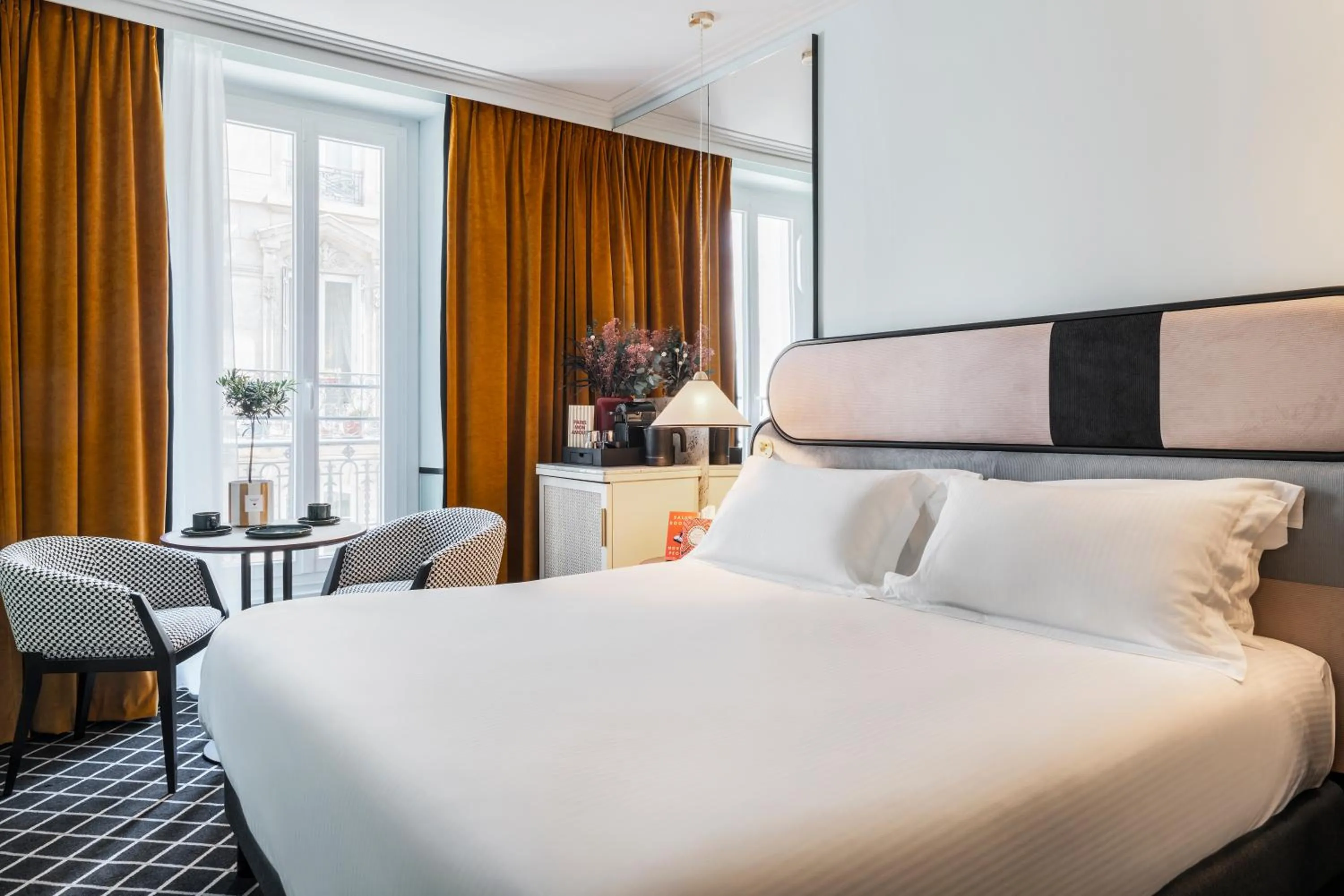 Bedroom, Bed in Hotel Faubourg Galant Paris - Handwritten Collection