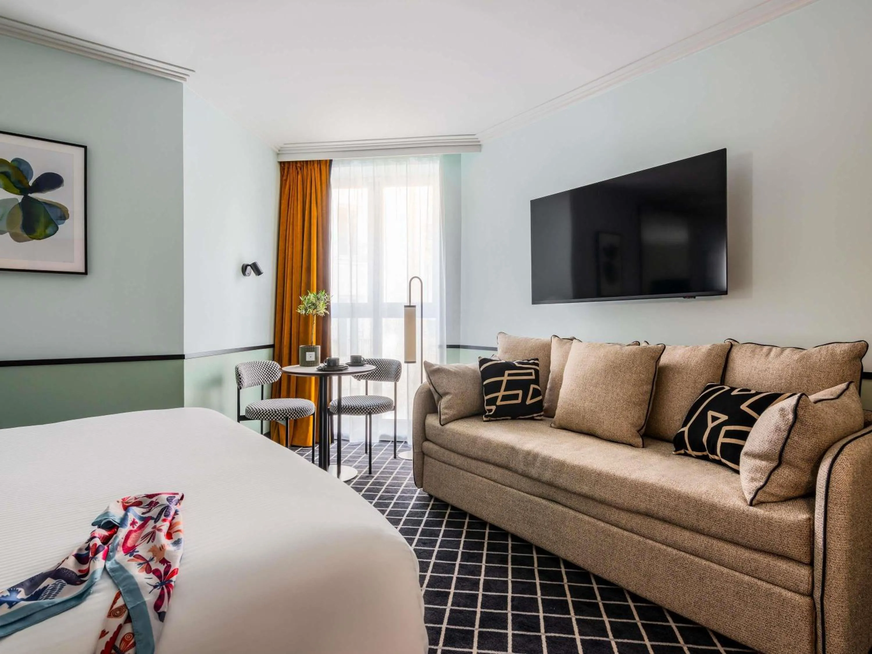 Bedroom, Bed in Hotel Faubourg Galant Paris - Handwritten Collection