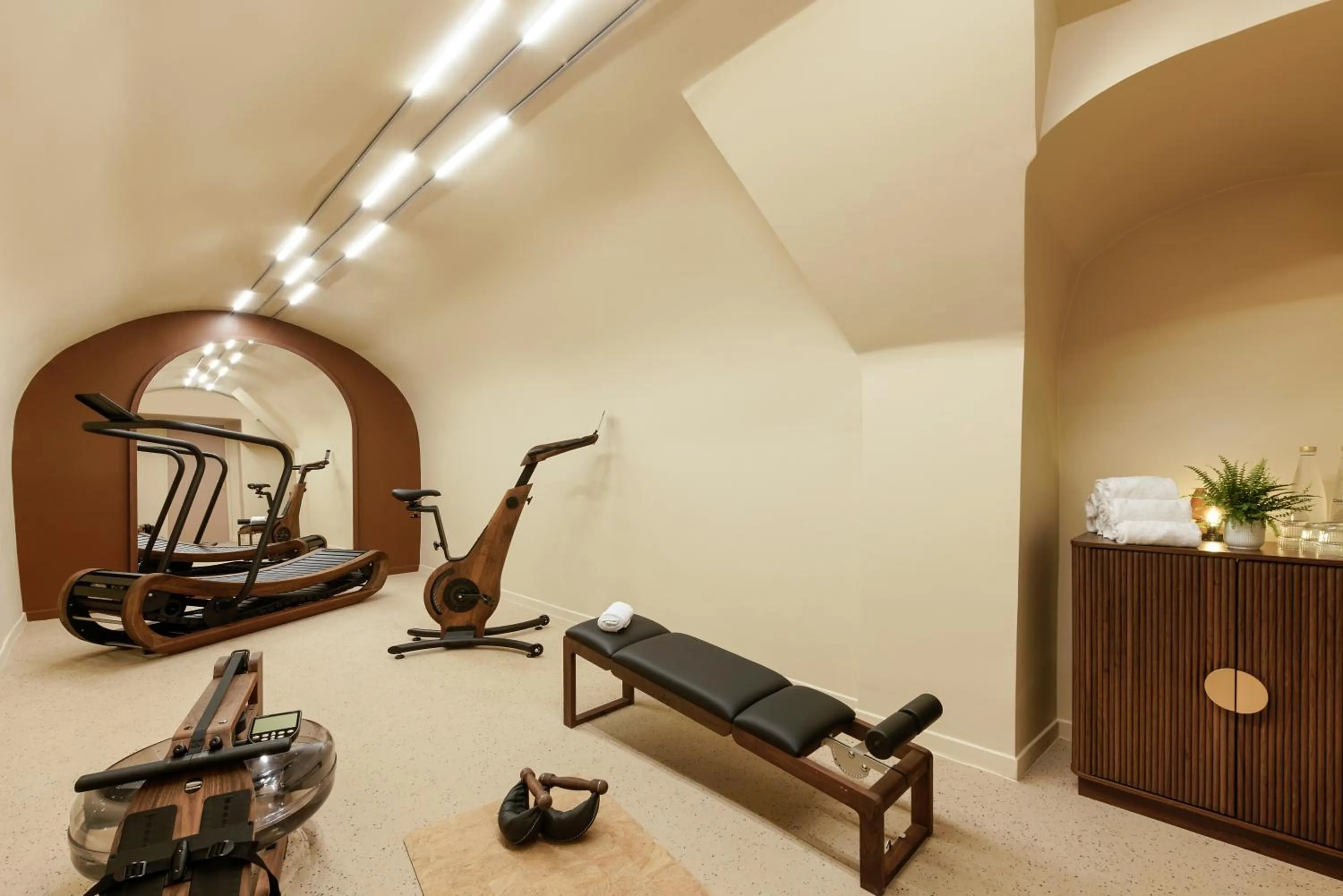 Fitness centre/facilities in Hotel Faubourg Galant Paris - Handwritten Collection