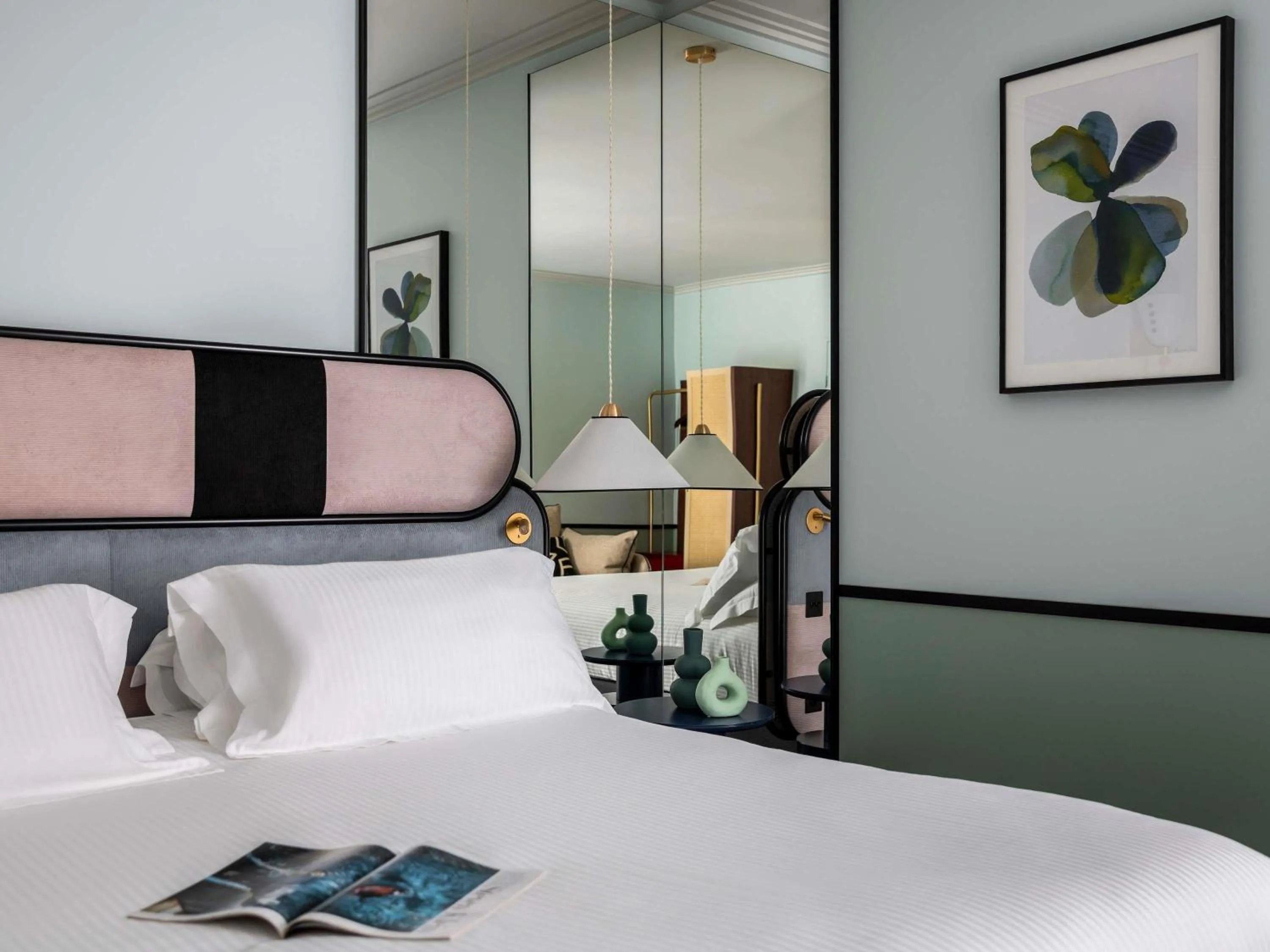 Bedroom, Bed in Hotel Faubourg Galant Paris - Handwritten Collection