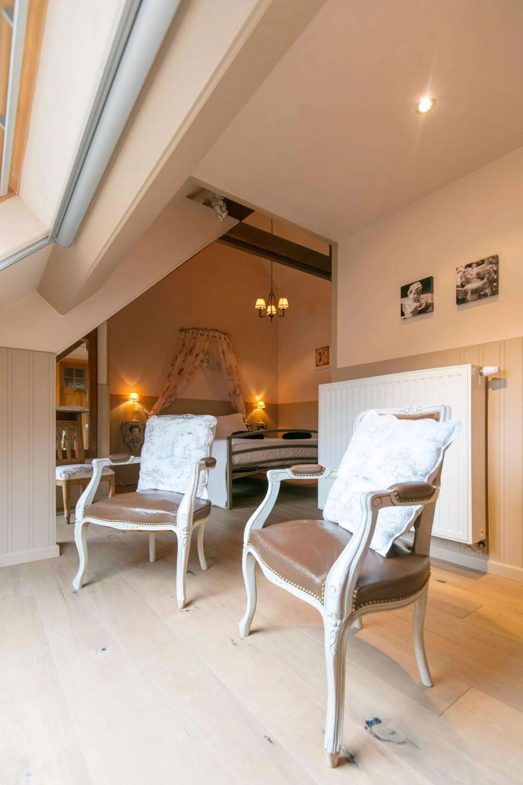 Decorative detail in Gasthof Schraevenacker