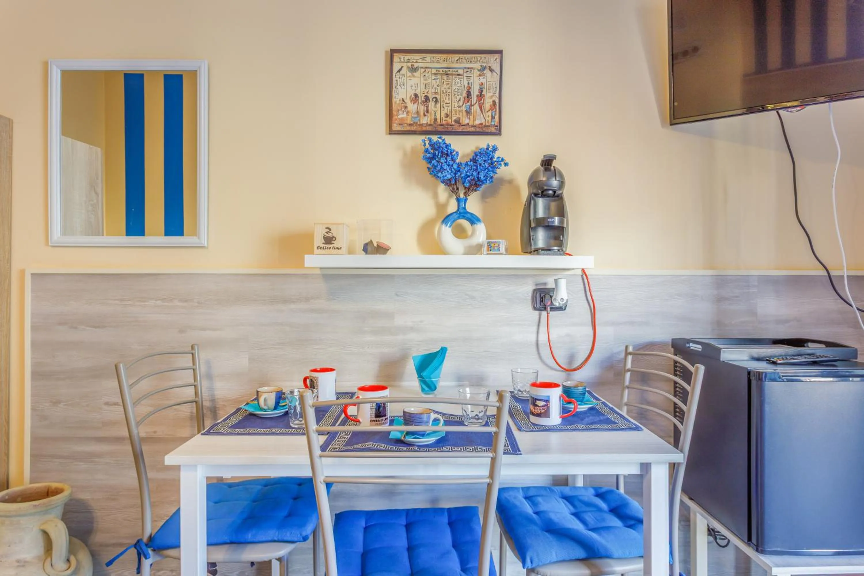 OPERA et LOVE - 200m dall'Arena con convenzione per Parcheggio e Colazione in pasticceria adiacente