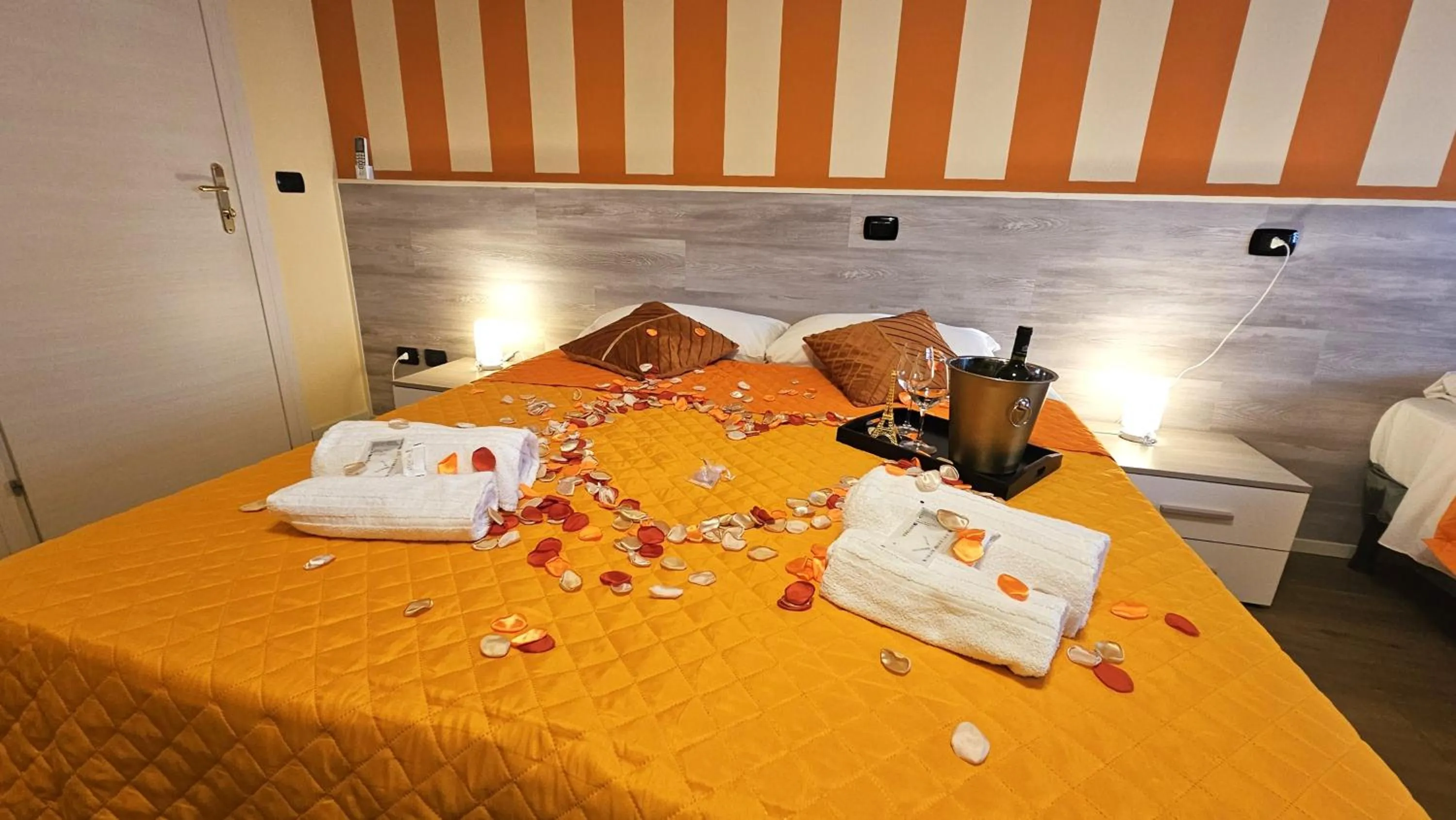 Bed in Opera et Love