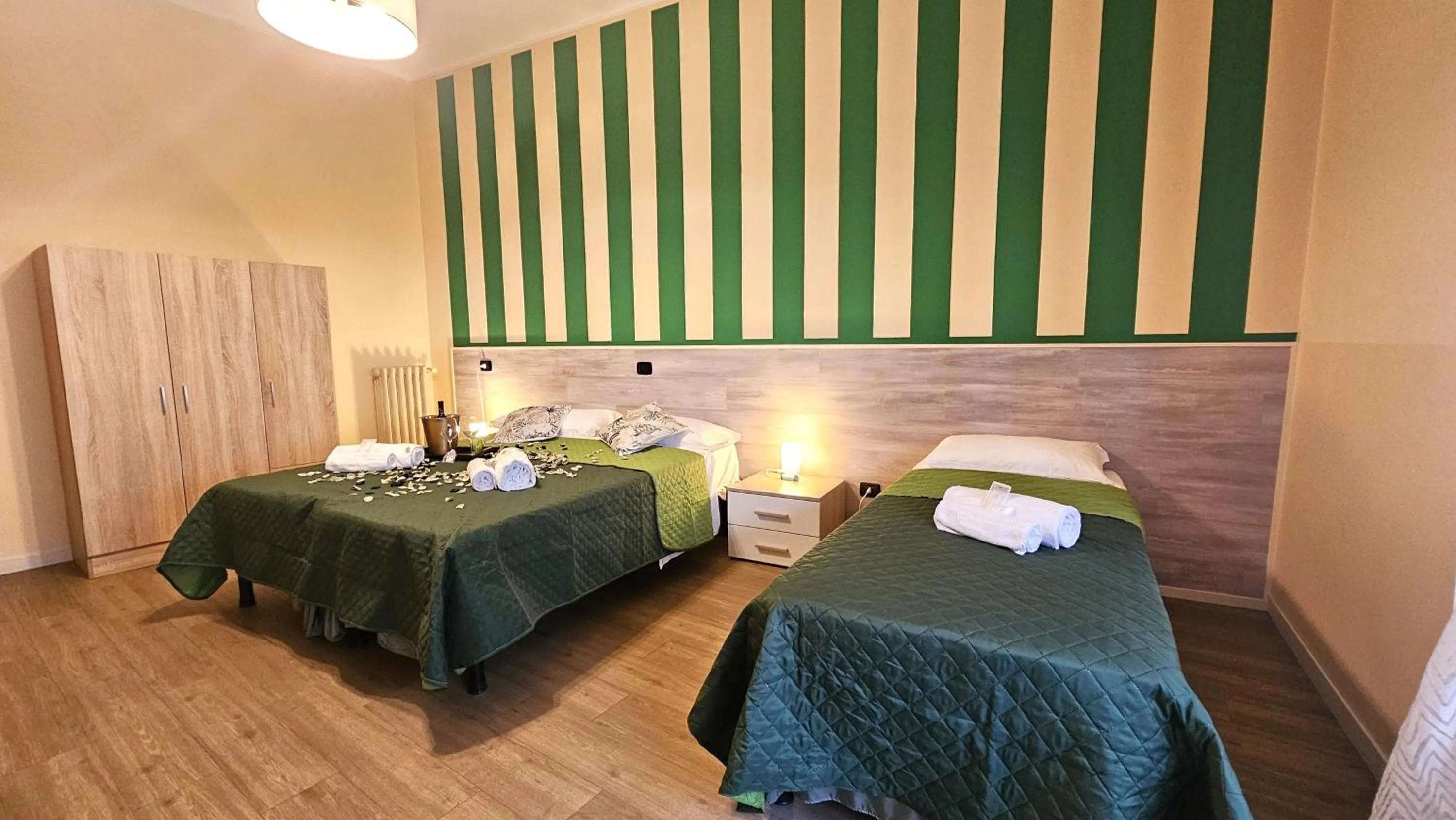 Bed in Opera et Love