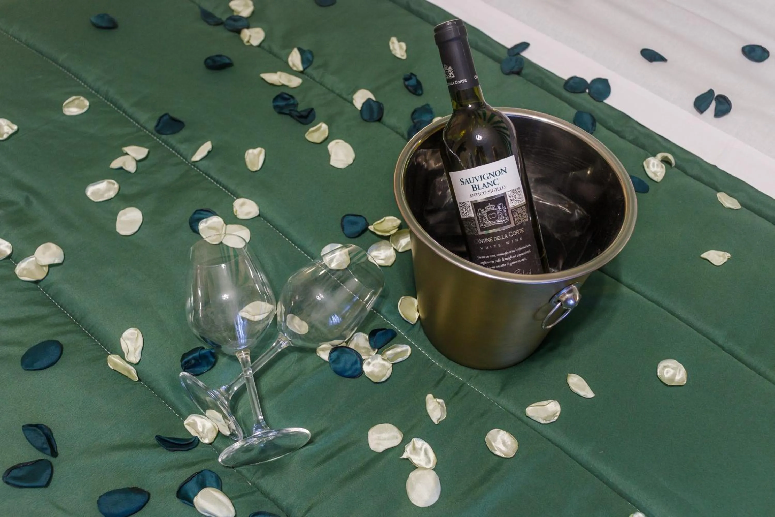 OPERA et LOVE - 200m dall'Arena con convenzione per Parcheggio e Colazione in pasticceria adiacente