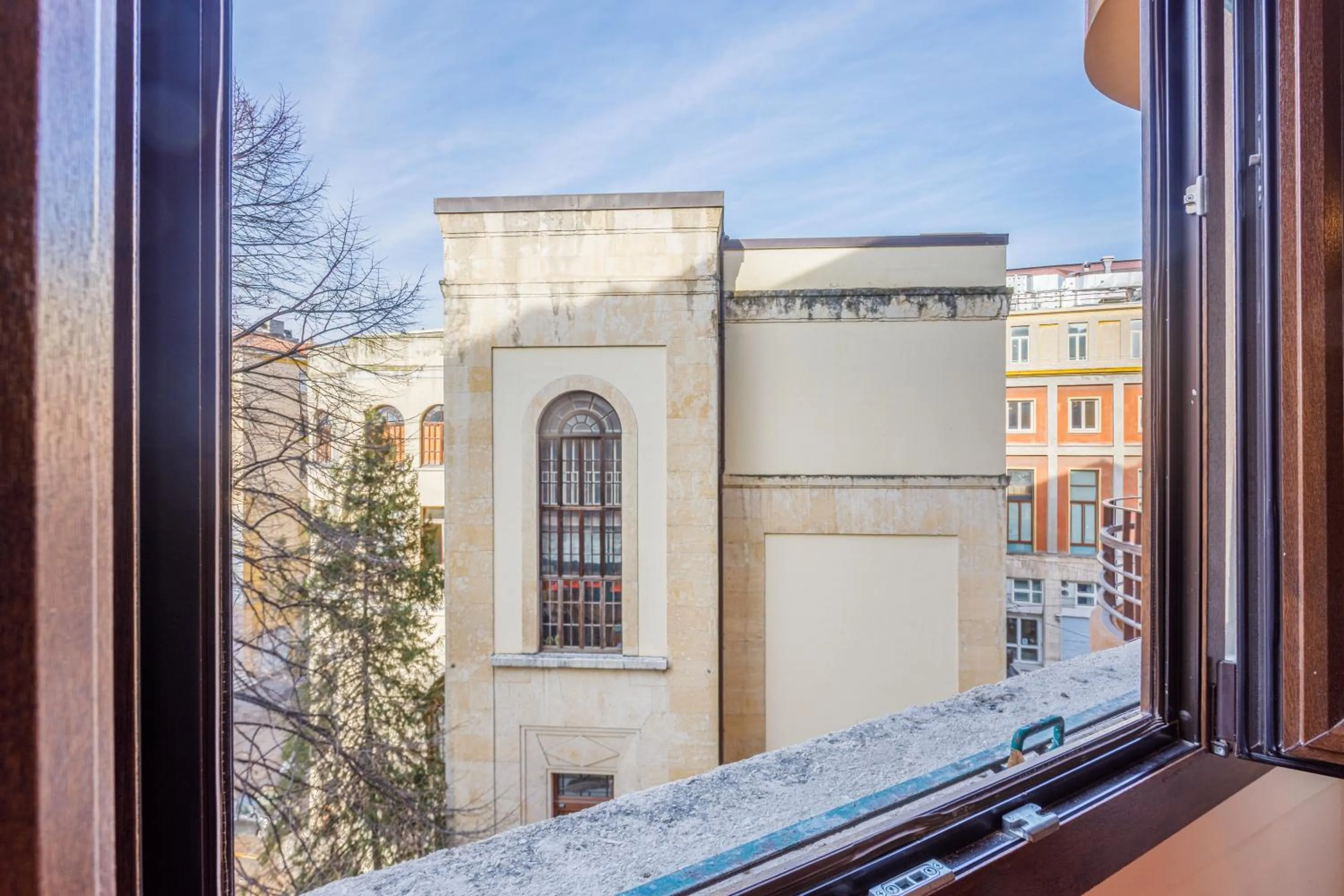 OPERA et LOVE - 200m dall'Arena con convenzione per Parcheggio e Colazione in pasticceria adiacente