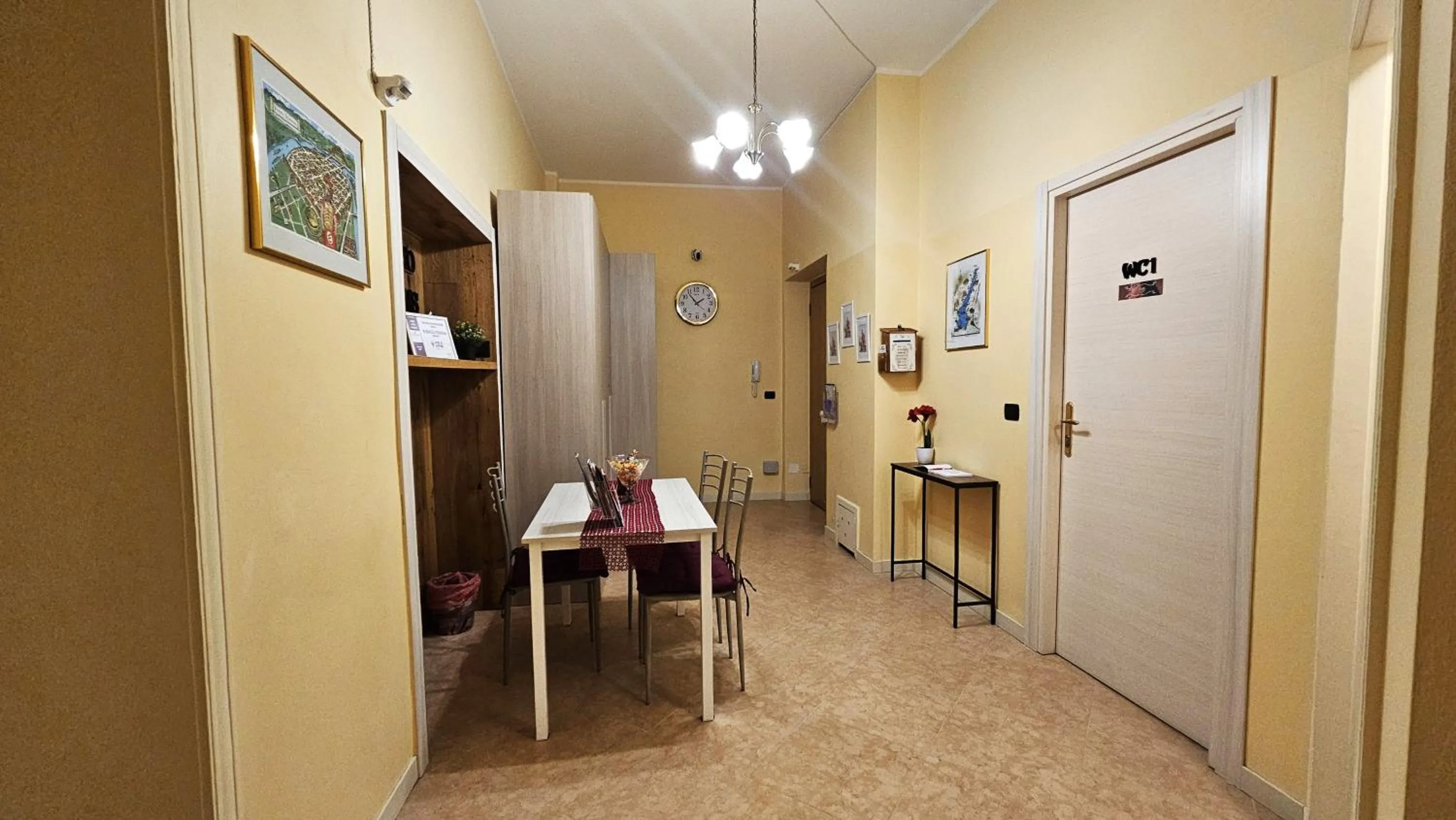 Lobby or reception in Opera et Love