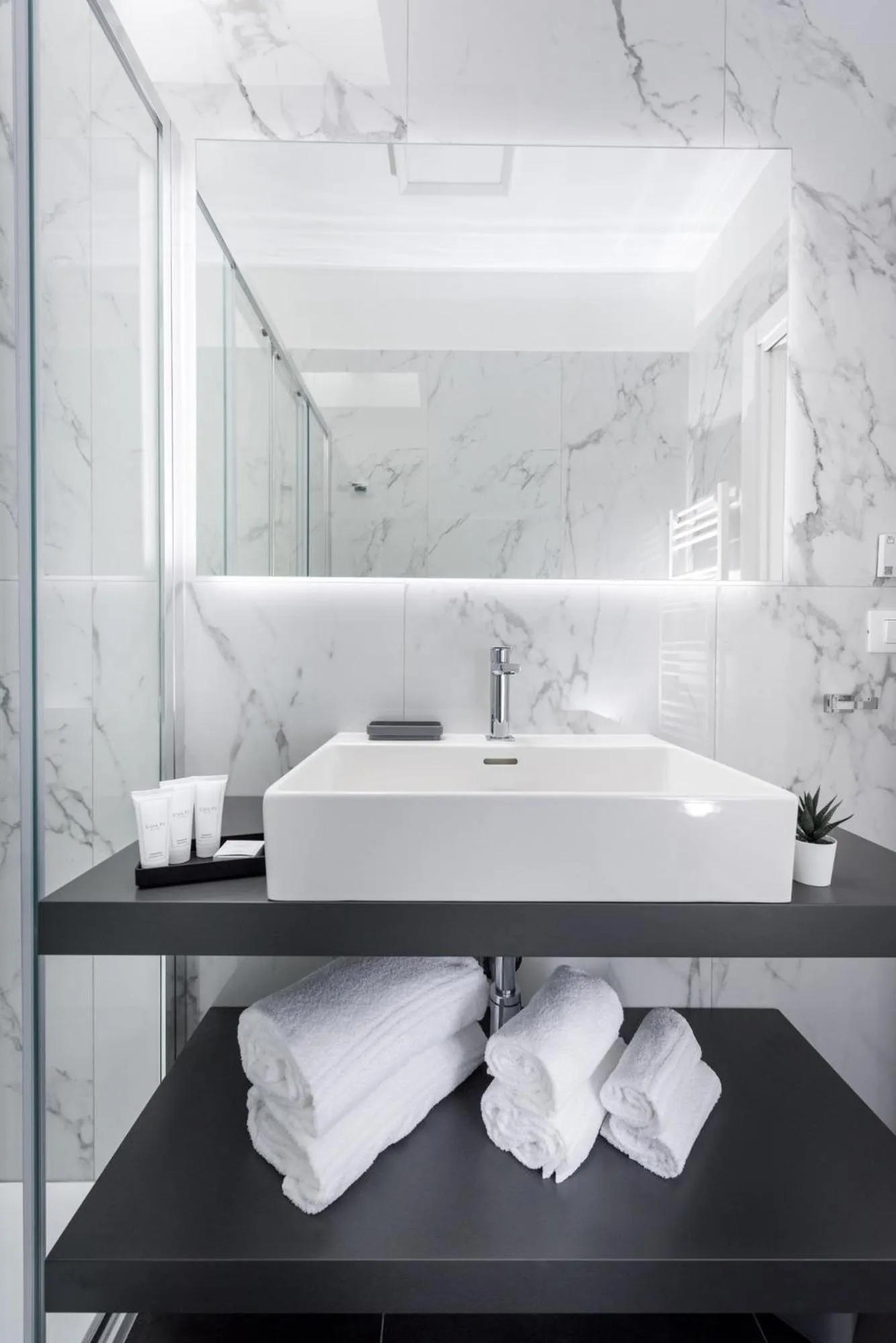 Bathroom in TURINHOMETOWN Residence Apartments