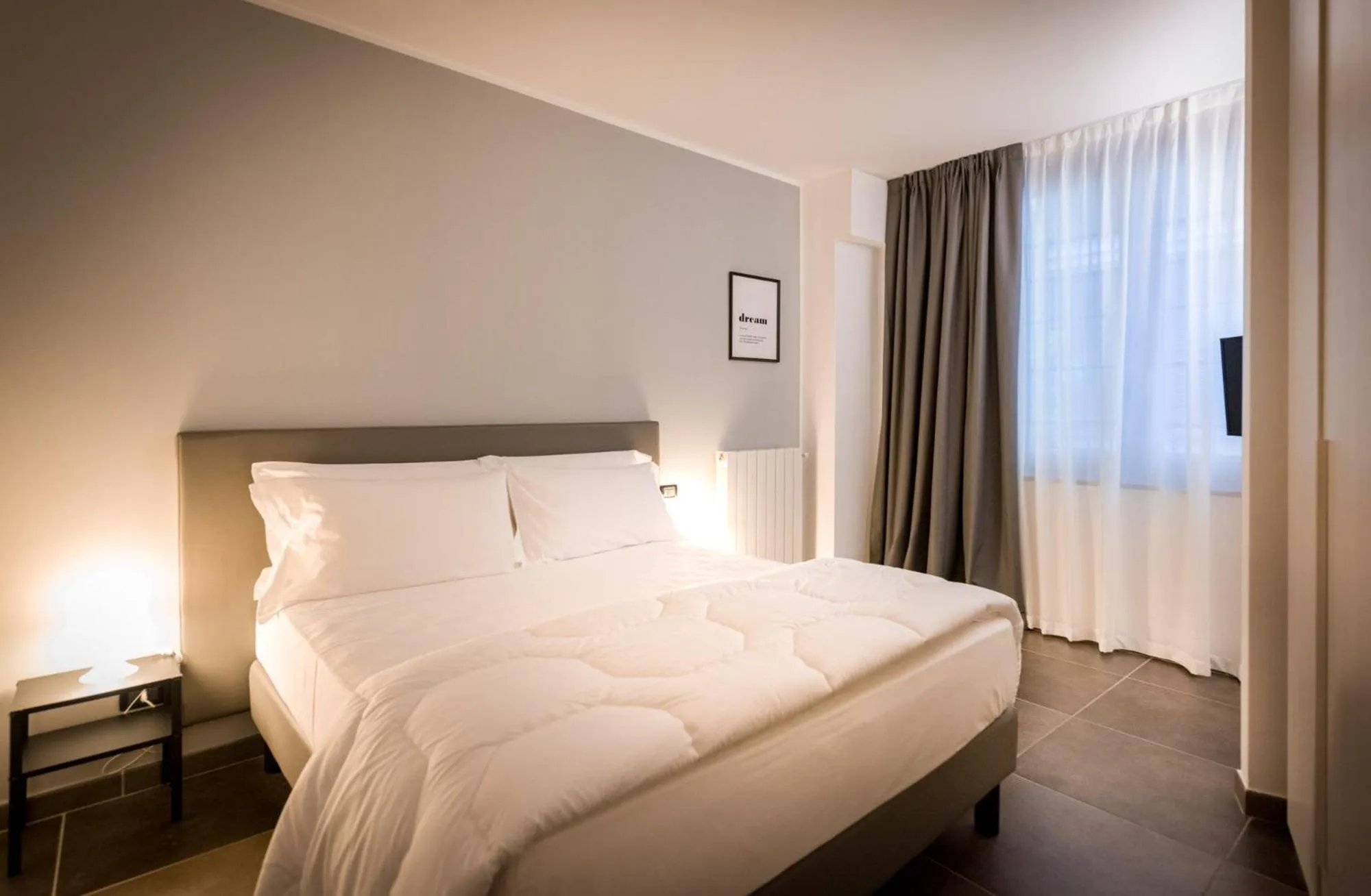 Bed in TURINHOMETOWN Residence Apartments