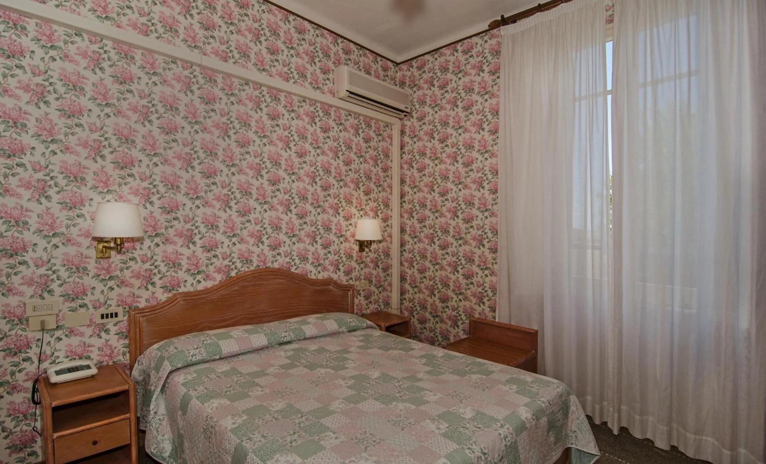 Hotel Villa Flores