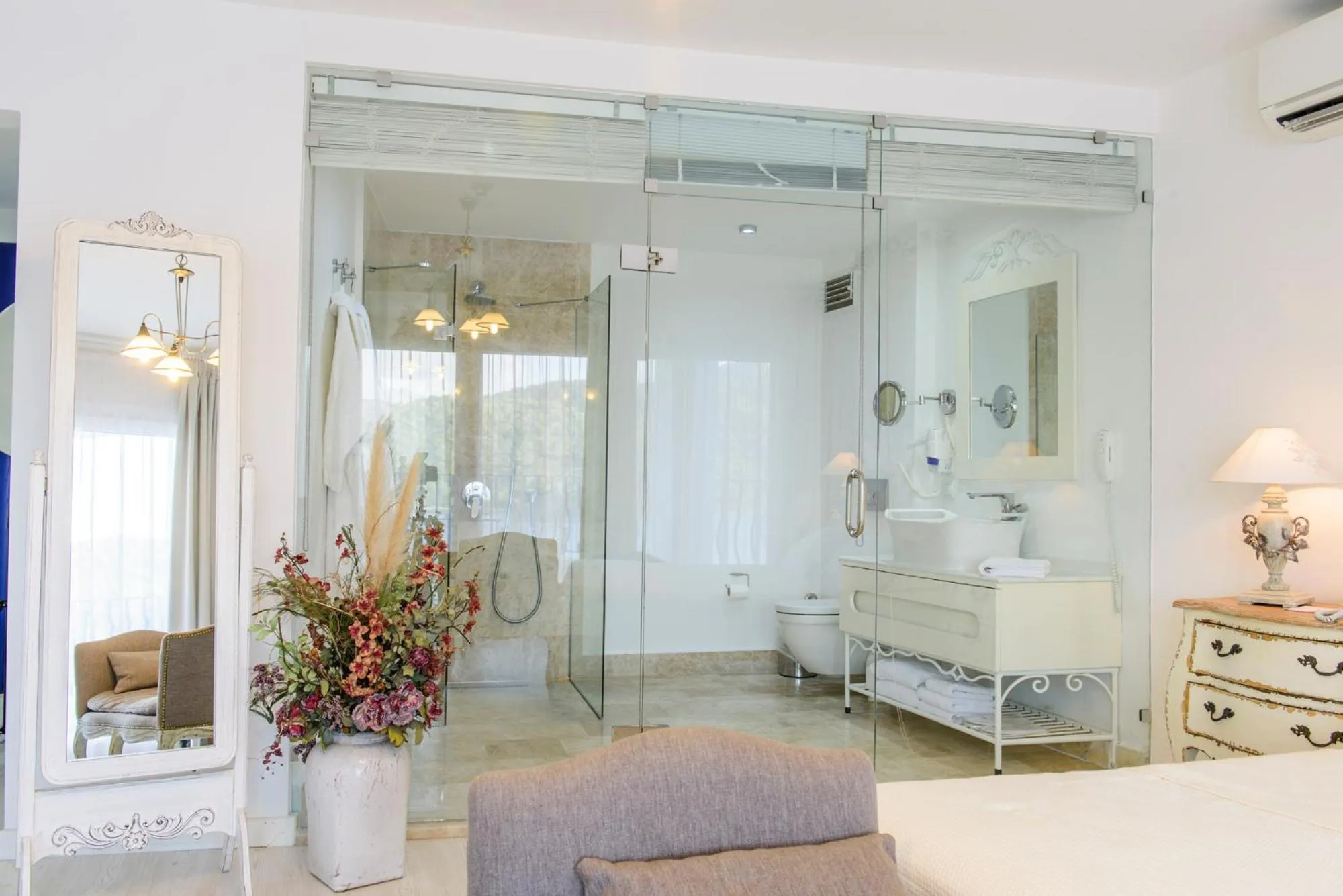 Bathroom in Yalicapkini Boutique Hotel