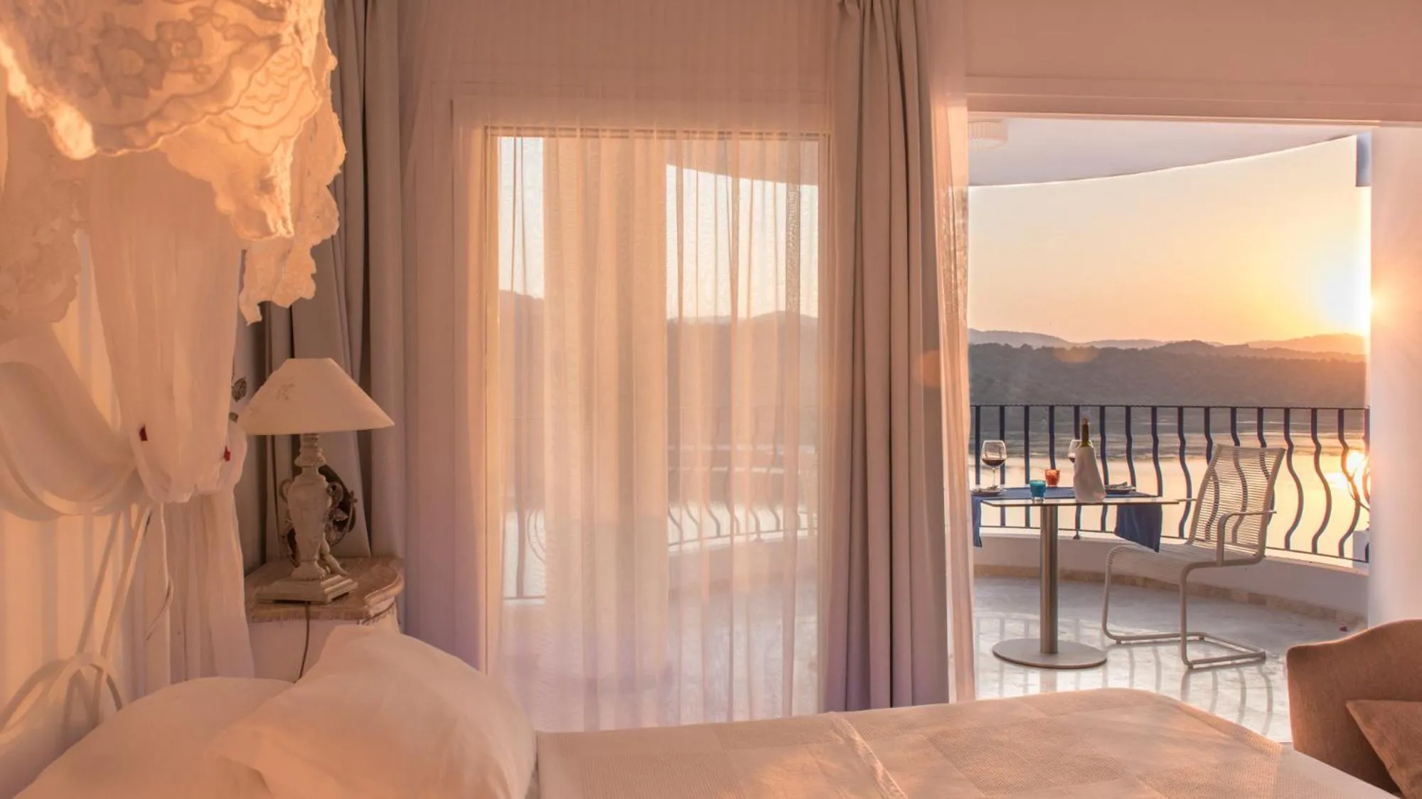 Balcony/Terrace in Yalicapkini Boutique Hotel