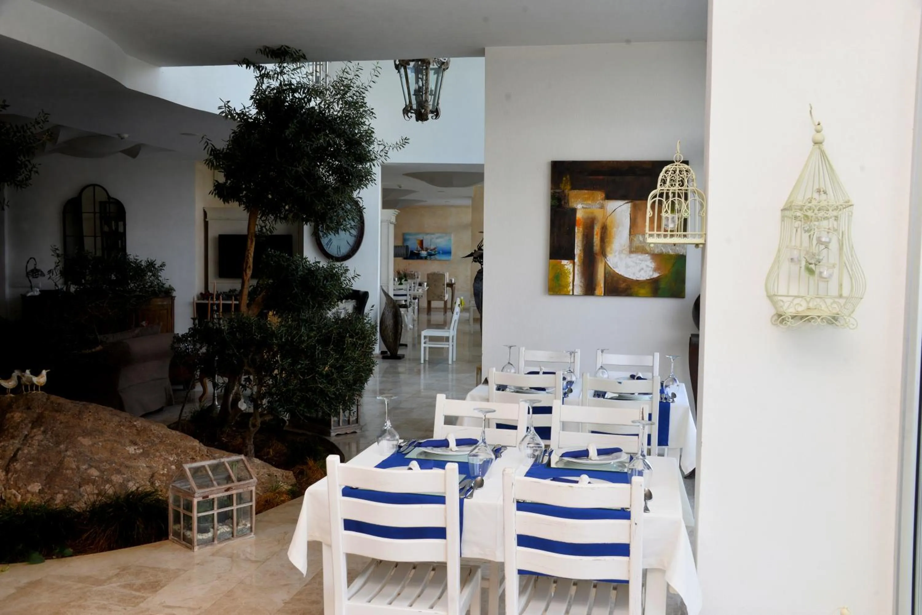 Restaurant/places to eat in Yalicapkini Boutique Hotel