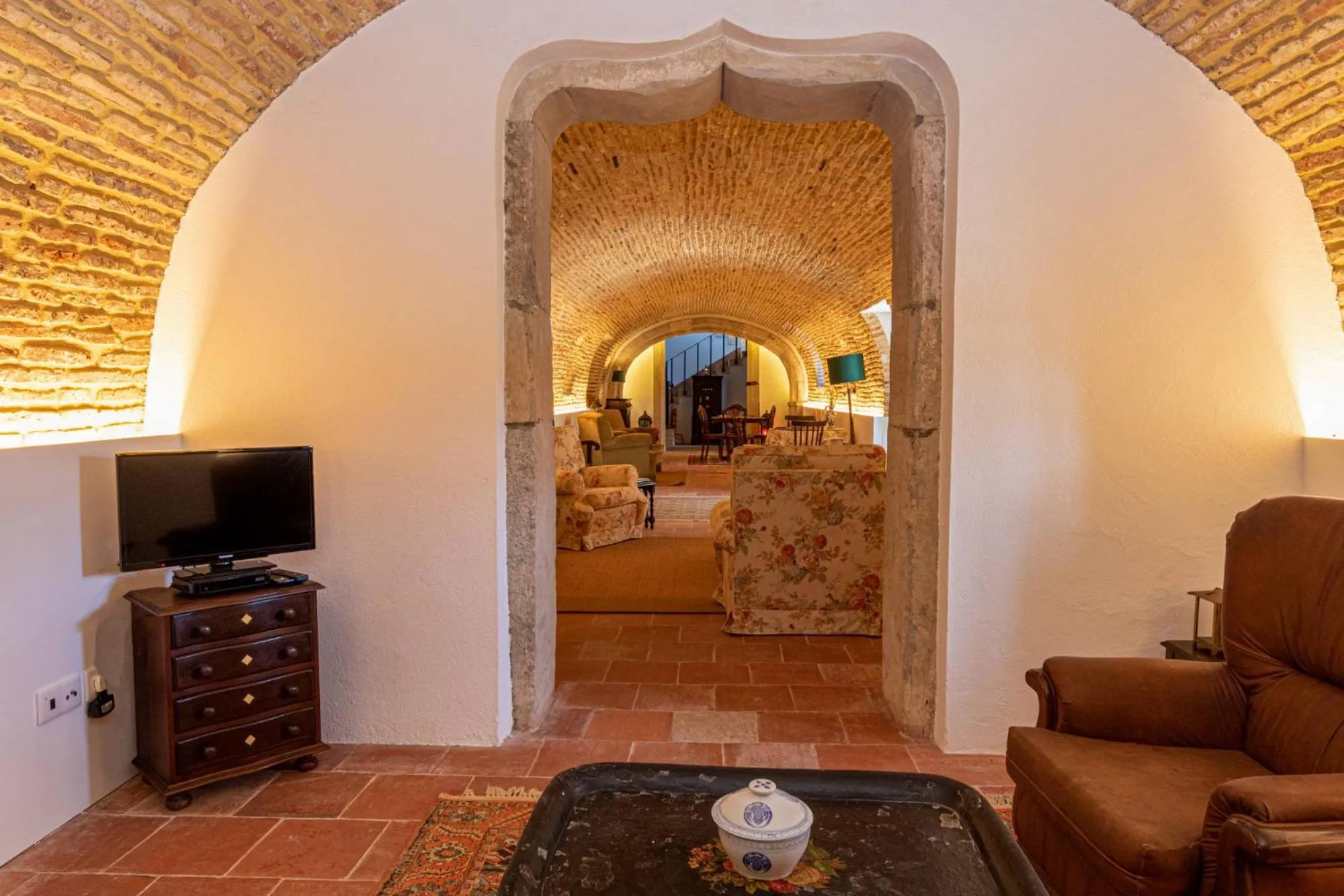 Communal lounge/ TV room in Quinta da Foz