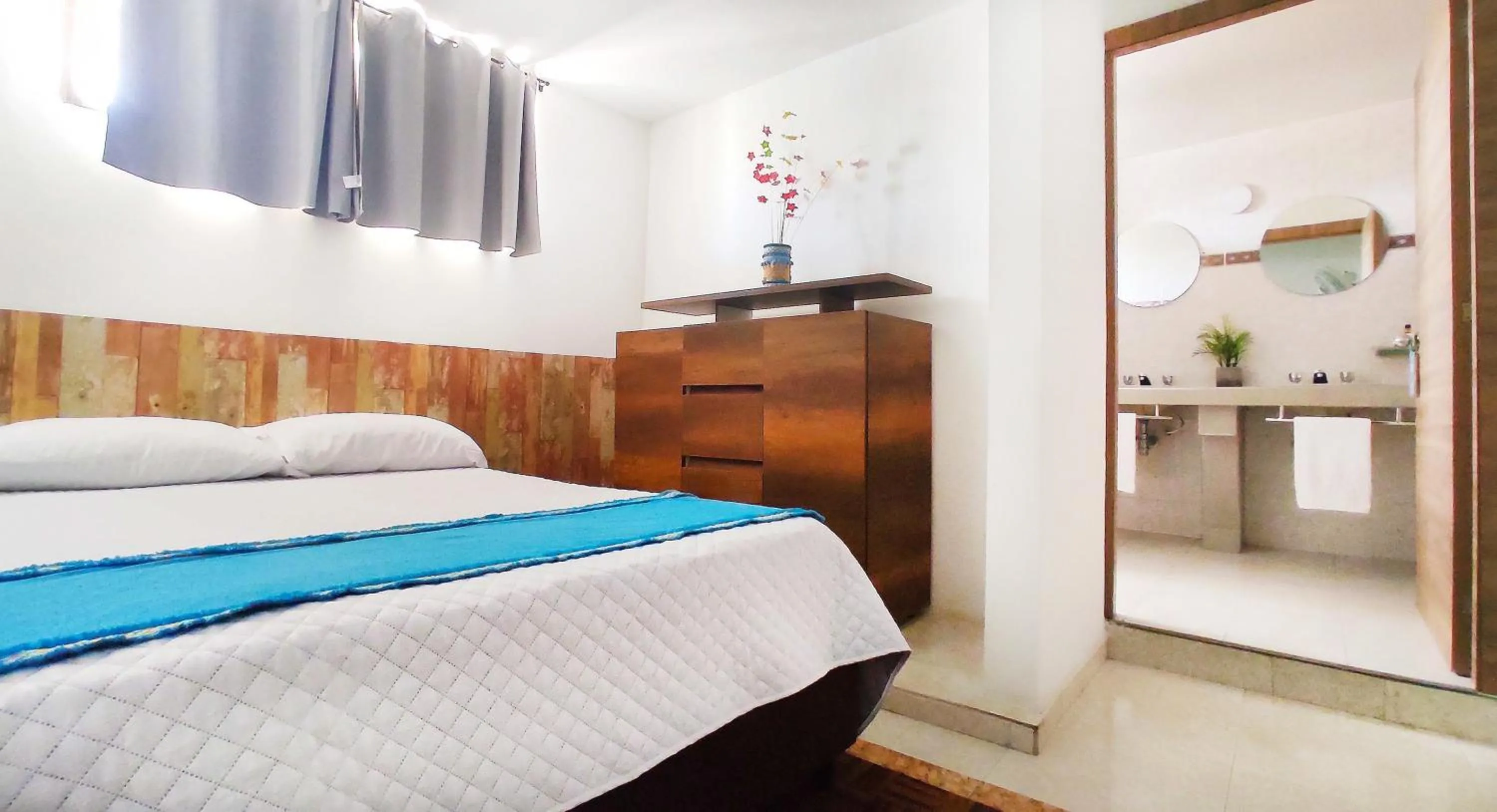 Photo of the whole room, Bed in Walena Hotel