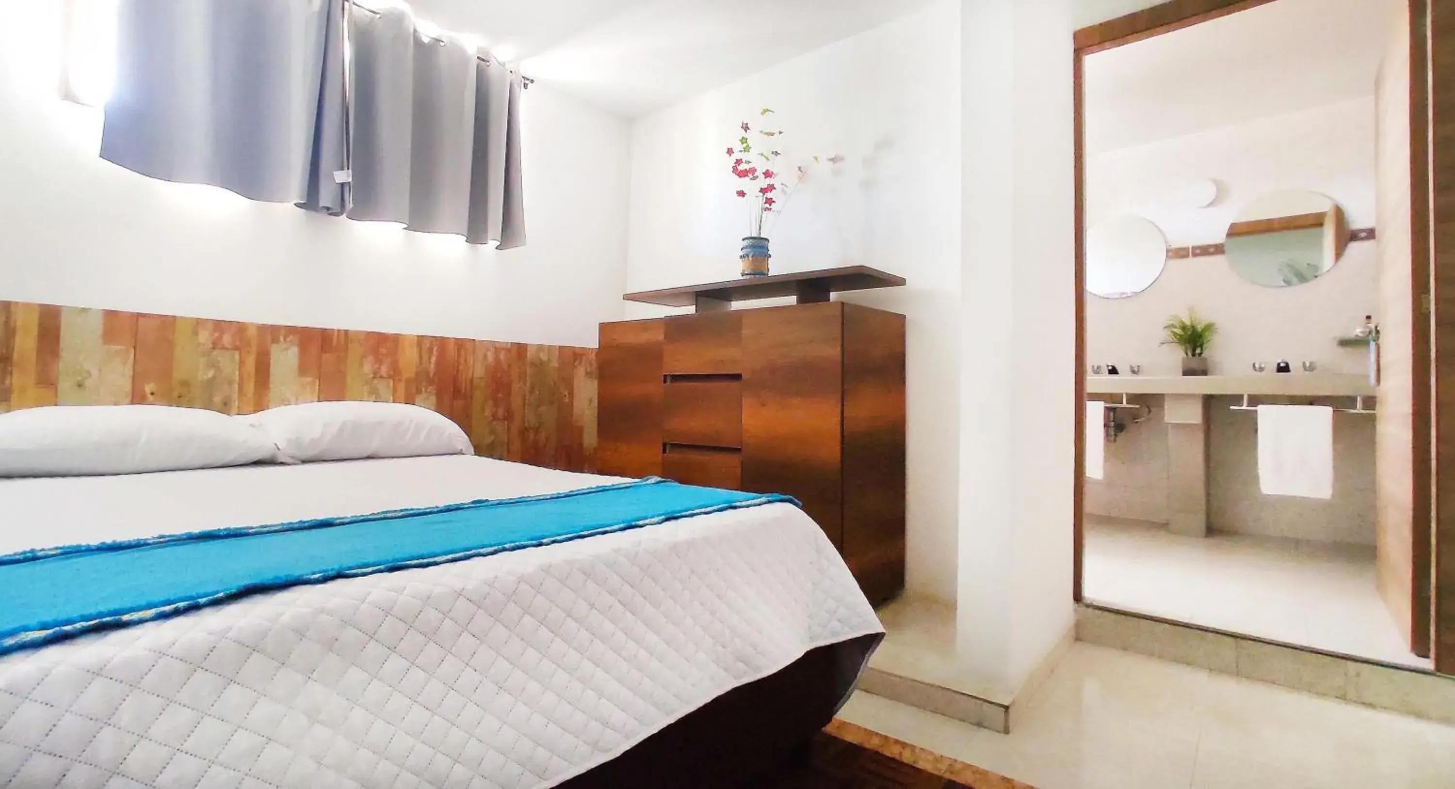 Photo of the whole room, Bed in Walena Hotel Photo of the whole room, Bed in Walena Hotel