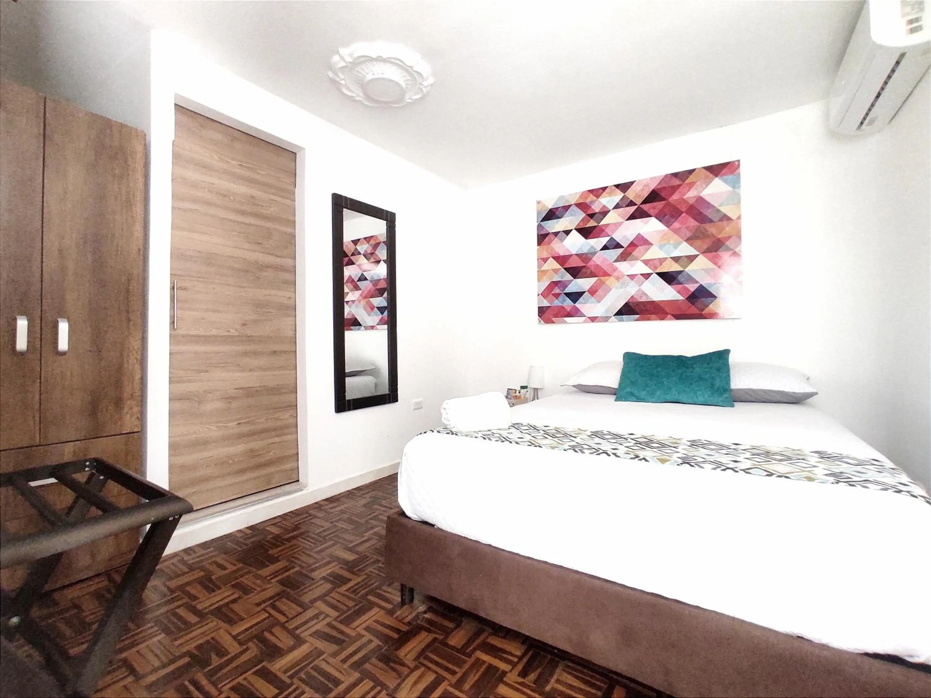 Photo of the whole room, Bed in Walena Hotel