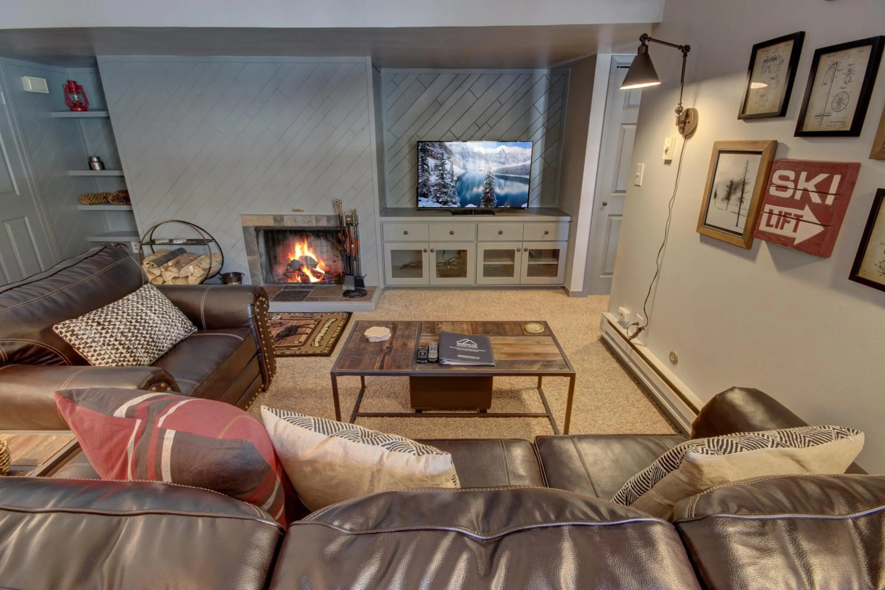 Wild Irishman 1059 by SummitCove Lodging