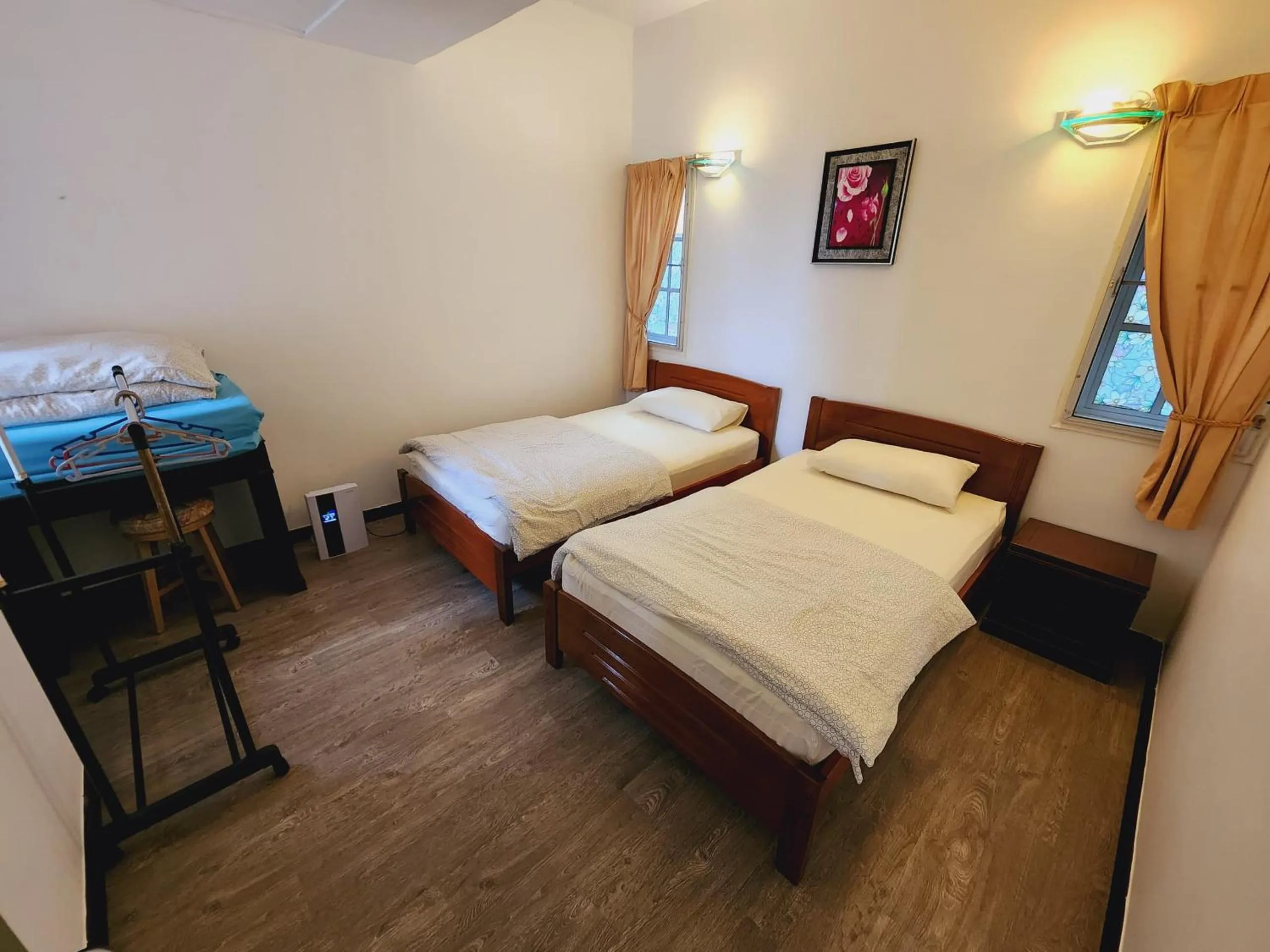 Bedroom, Bed in Little England B5-2 Fraser Panorama