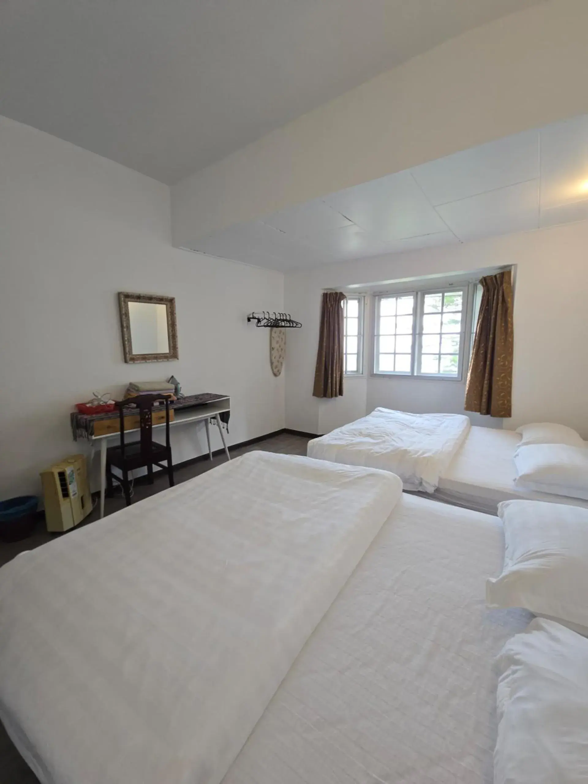 Bed in Little England B5-2 Fraser Panorama Bed in Little England B5-2 Fraser Panorama