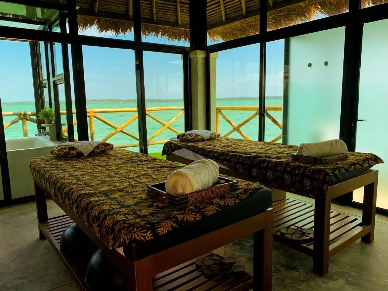 Spa and wellness centre/facilities, Bed in Doulos Phos The Ship Hotel Spa and wellness centre/facilities, Bed in Doulos Phos The Ship Hotel