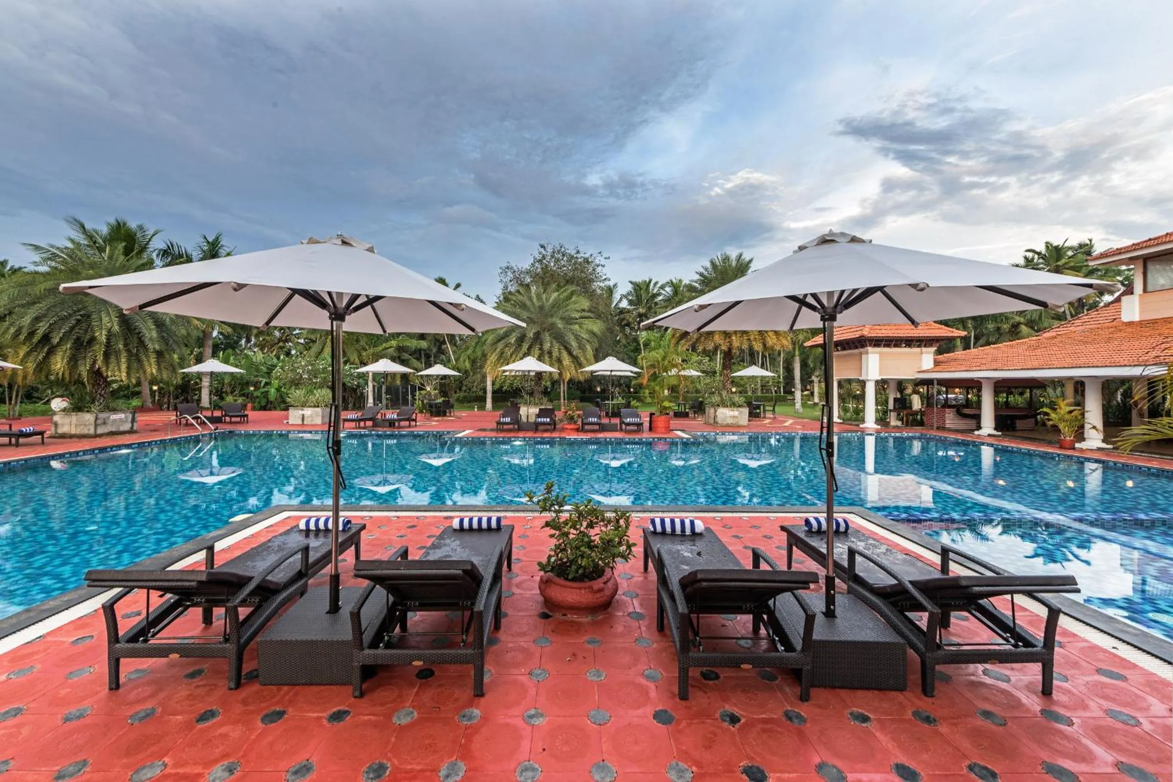 Swimming pool in Club Mahindra Poovar