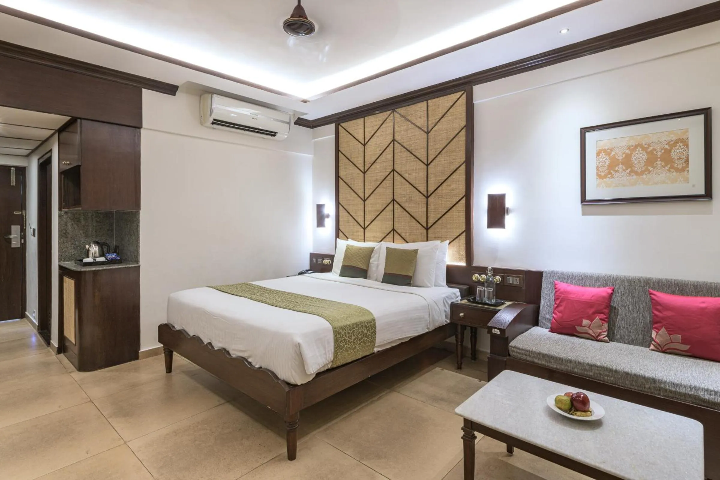 Bed in Club Mahindra Poovar