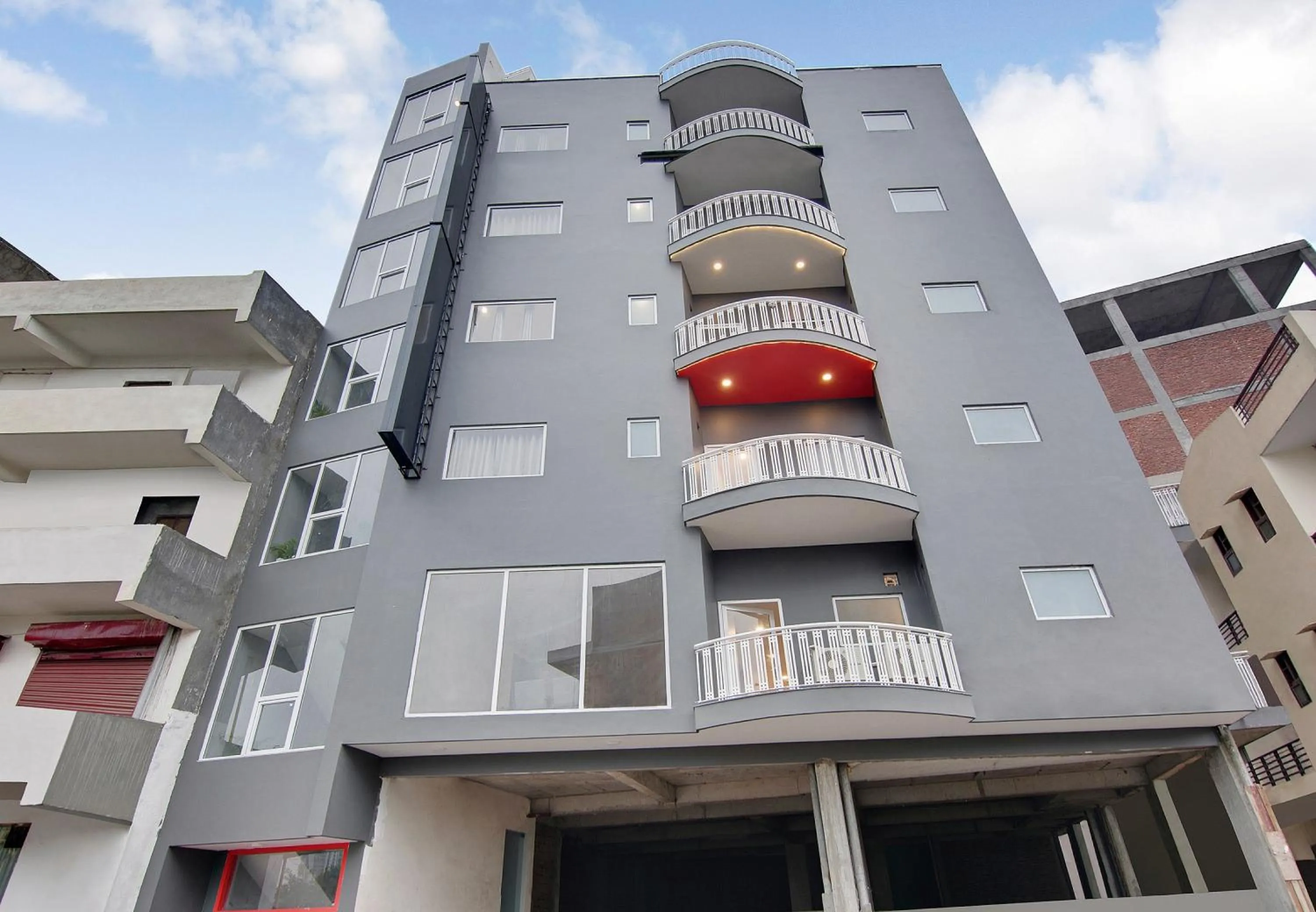 Facade/entrance in Super Townhouse 204 Sector 49 Near Logix city centre