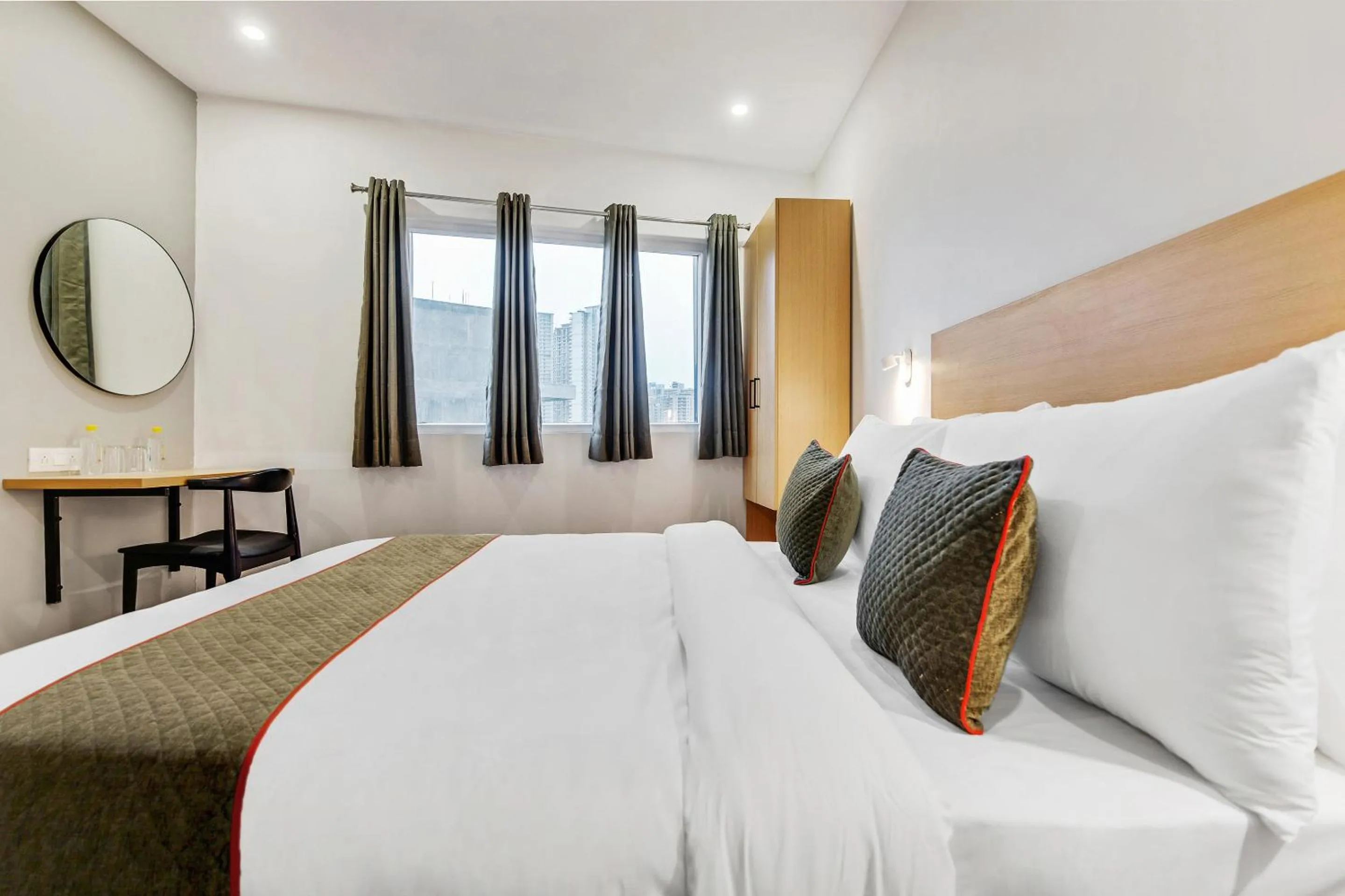 Bedroom, Bed in Super Townhouse 204 Sector 49 Near Logix city centre