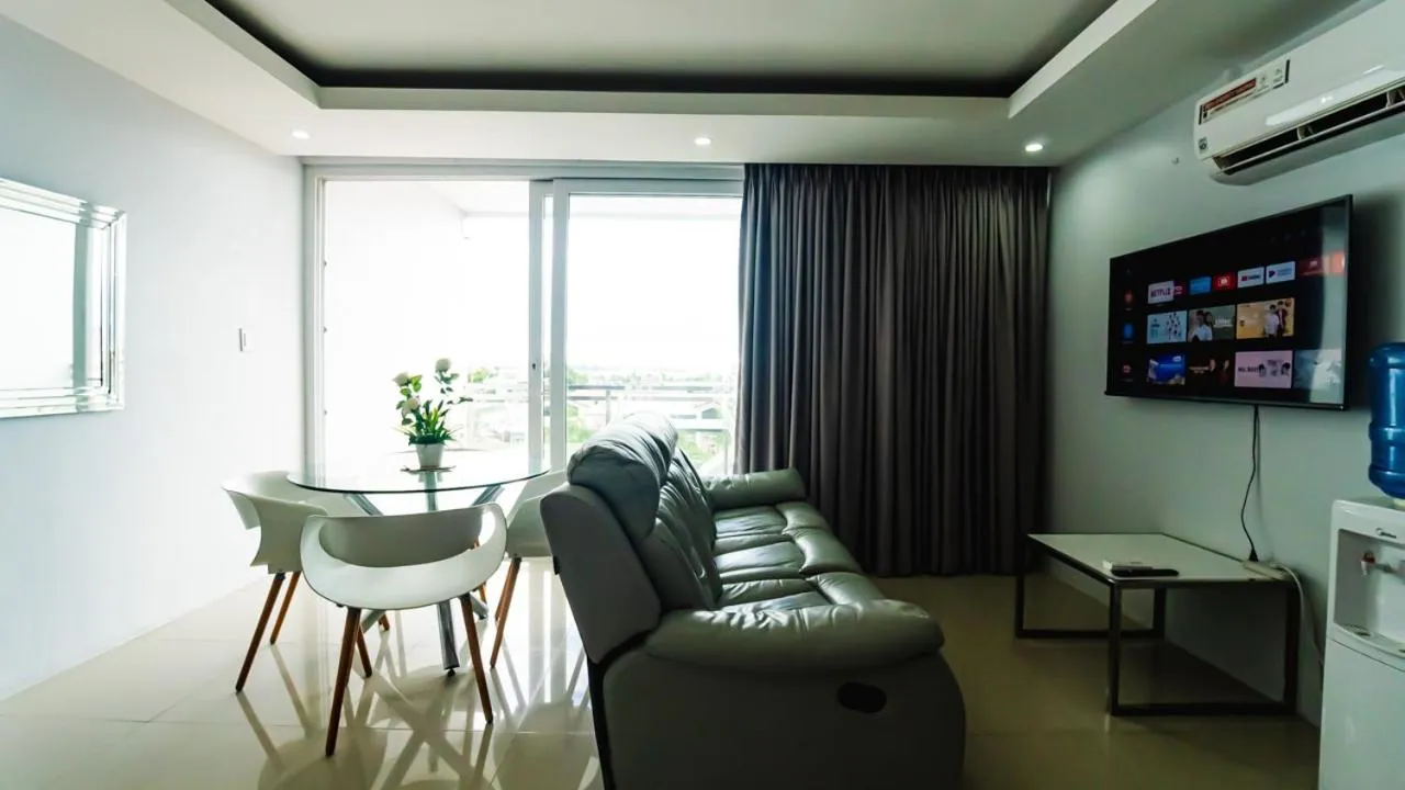 Chequers Suites Subic Bay