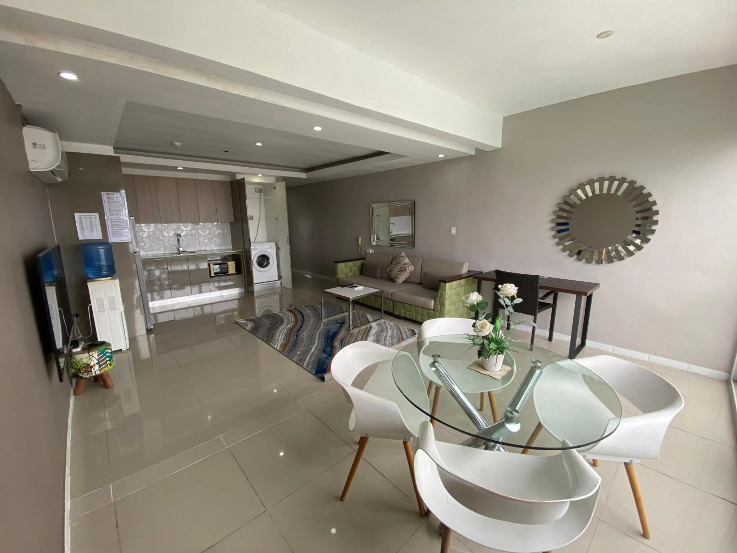 Chequers Suites Subic Bay